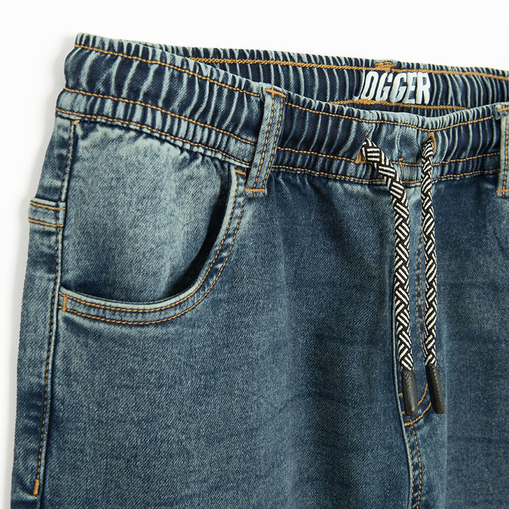 Jeansy z przetarciami o kroju jogger Cool Club