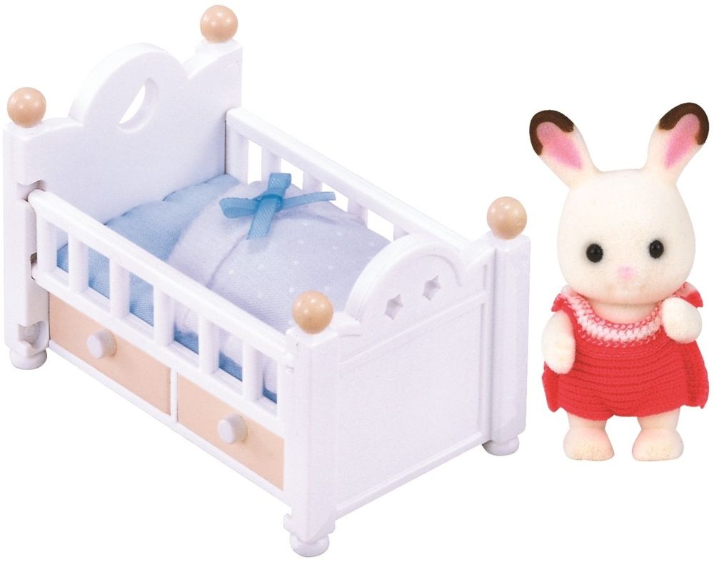 Sylvanian Families, dziecko królików z czekoladowymi uszkami z łóżkiem dziecięcym, zestaw z figurką, 5062