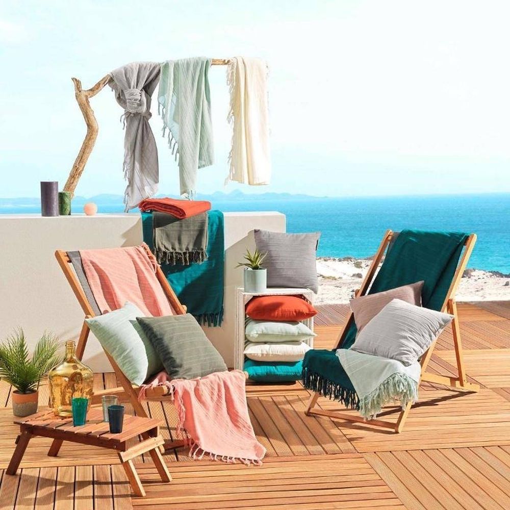 Douceur d'intérieur, koc bawełniany z frędzlami, Lilia, tkana bawełna, 150x150 cm