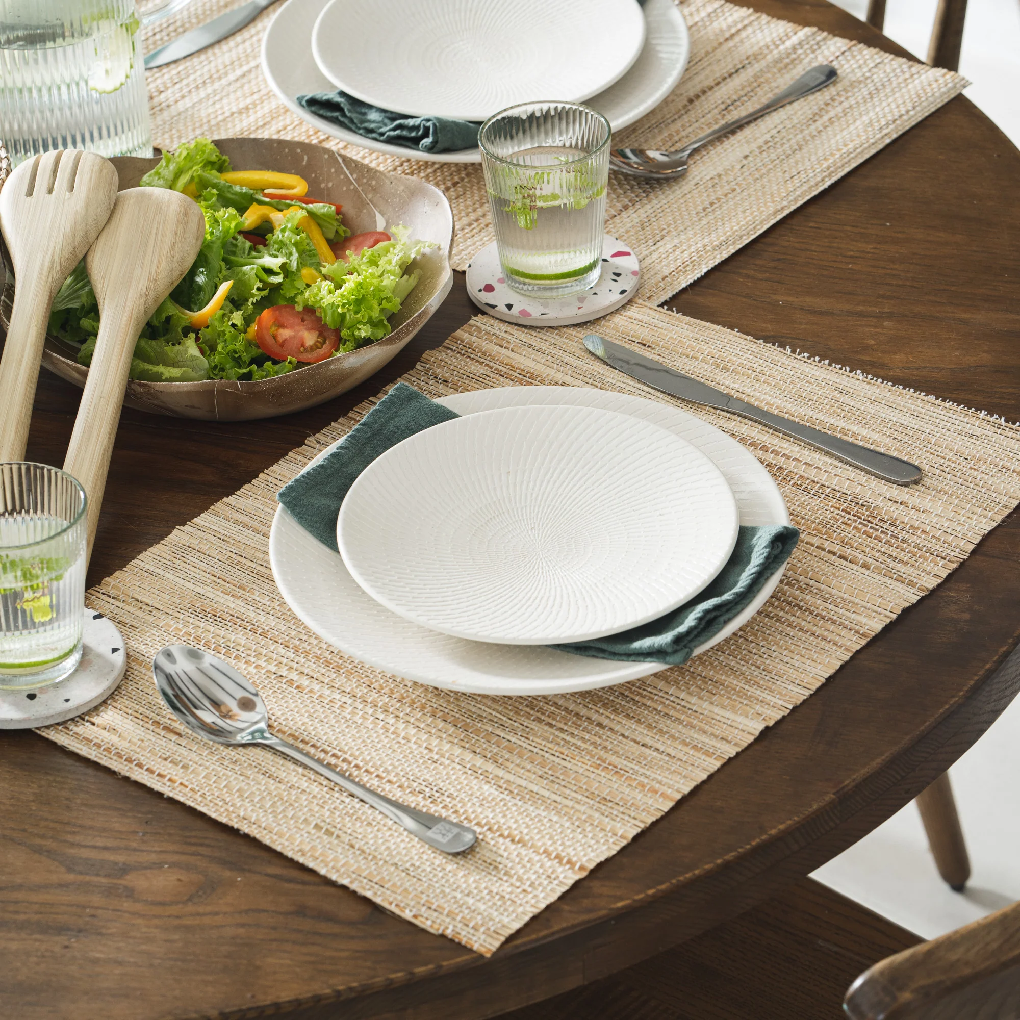 Rectangular Neutral Seagrass Placemat Set