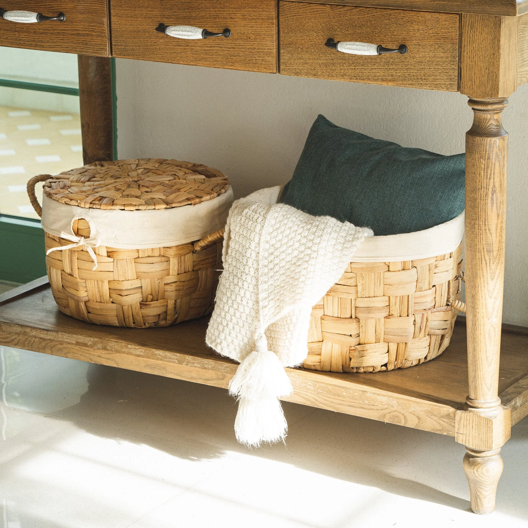 Lidded Water Hyacinth Basket with Handles and Linen, Set of 2