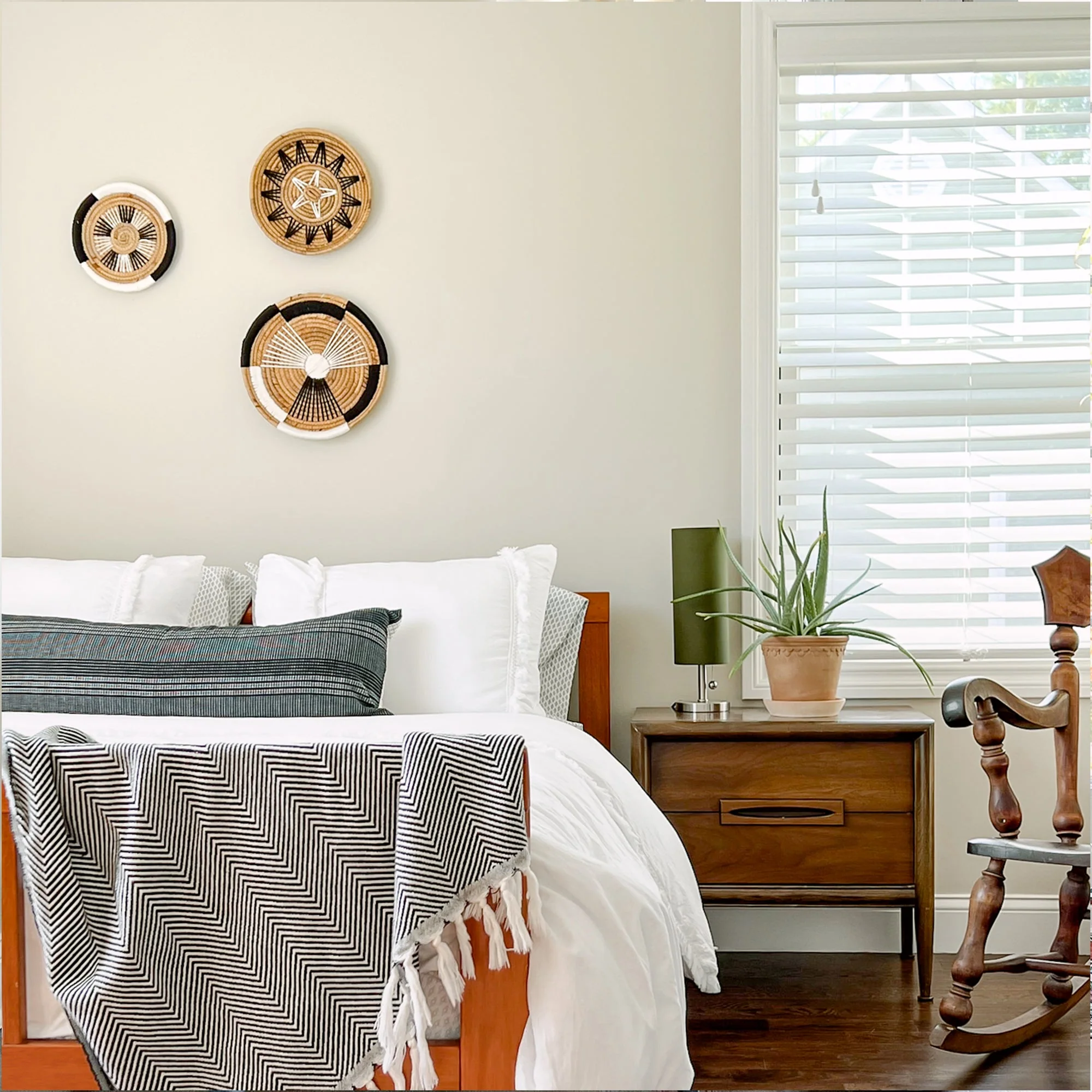 Bold Geometric and Star Wall Basket Decor Set
