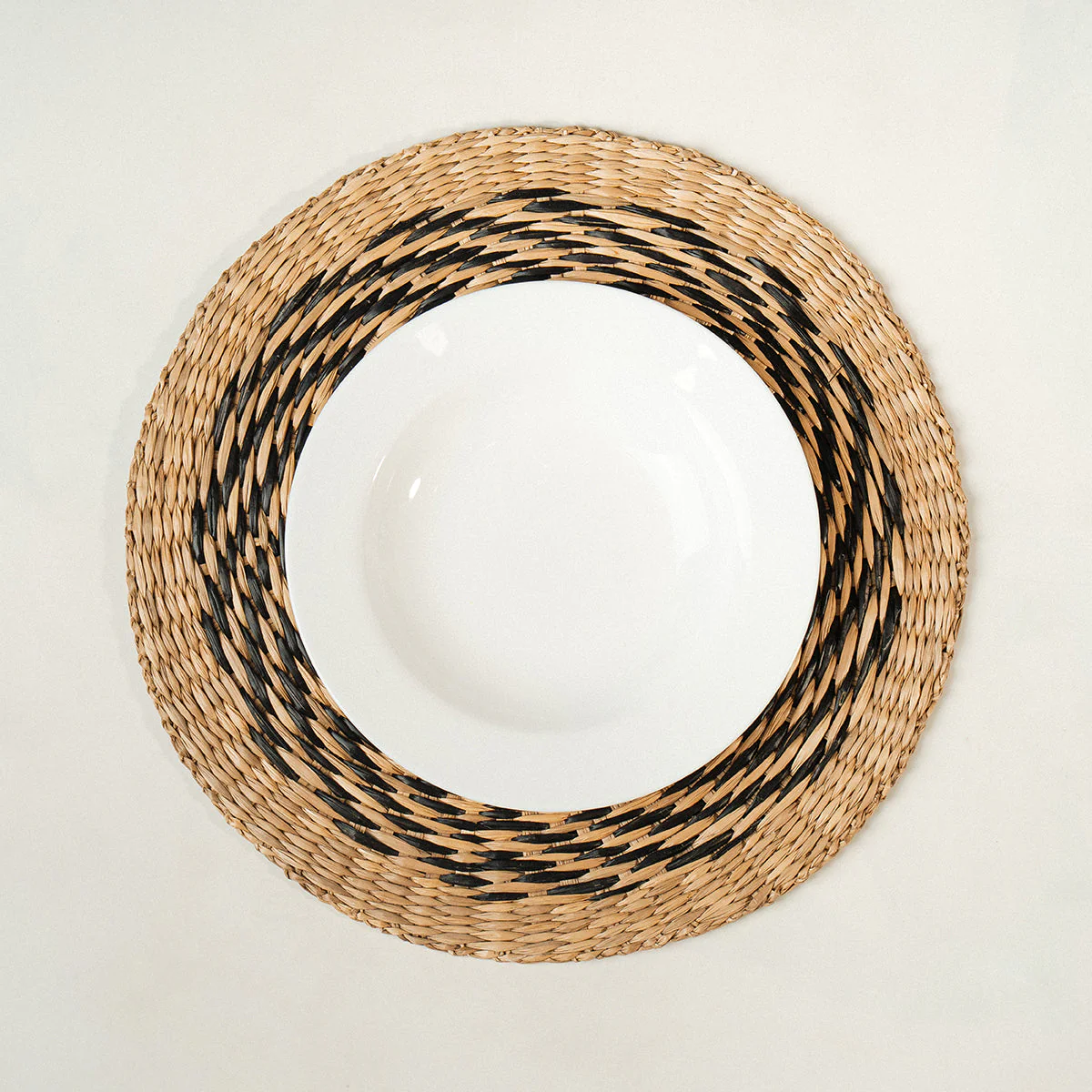 Black Swirl Seagrass Woven Placemat Set Of 6