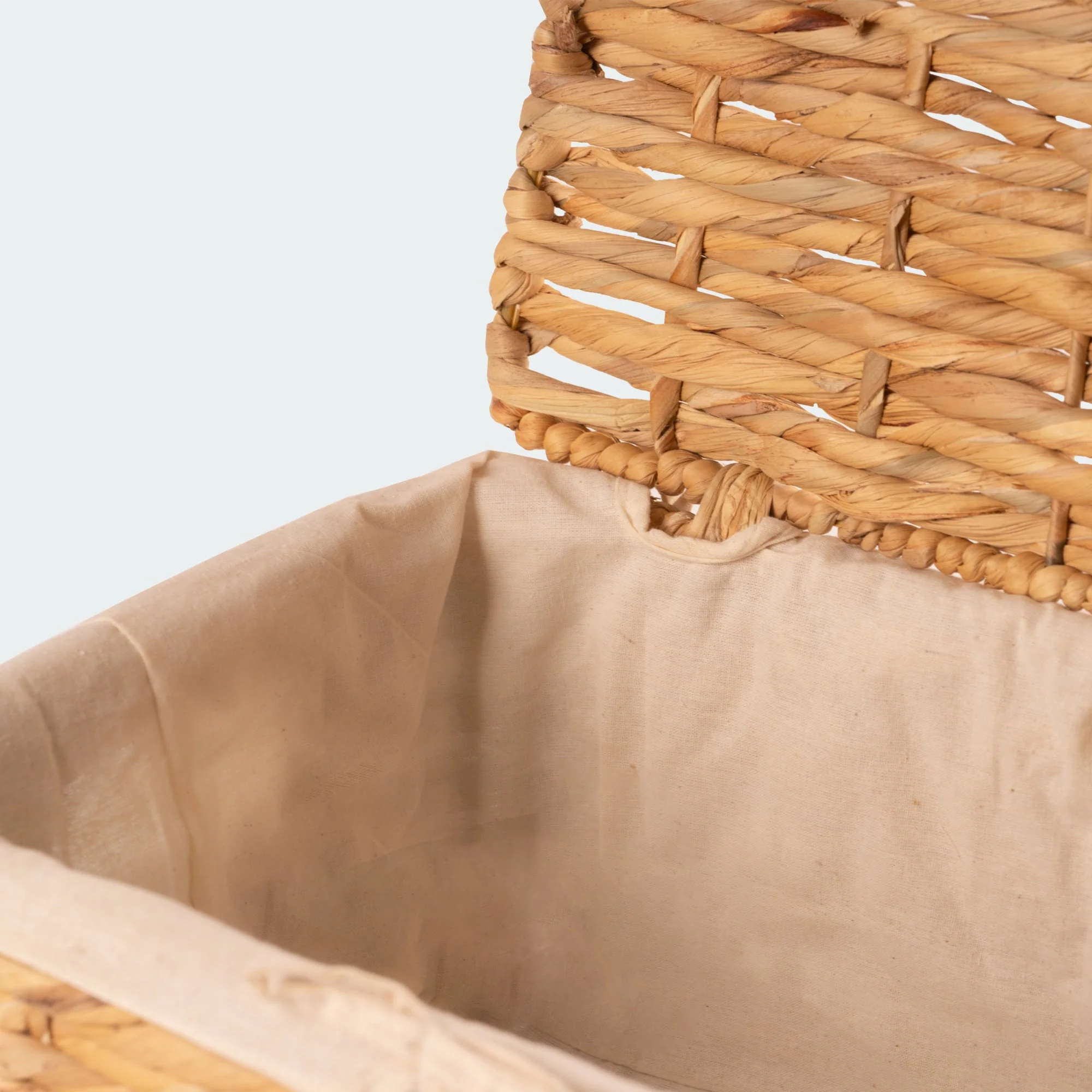 Nesting Rectangular Woven Baskets with Lid and Linen Lining, Set of 3