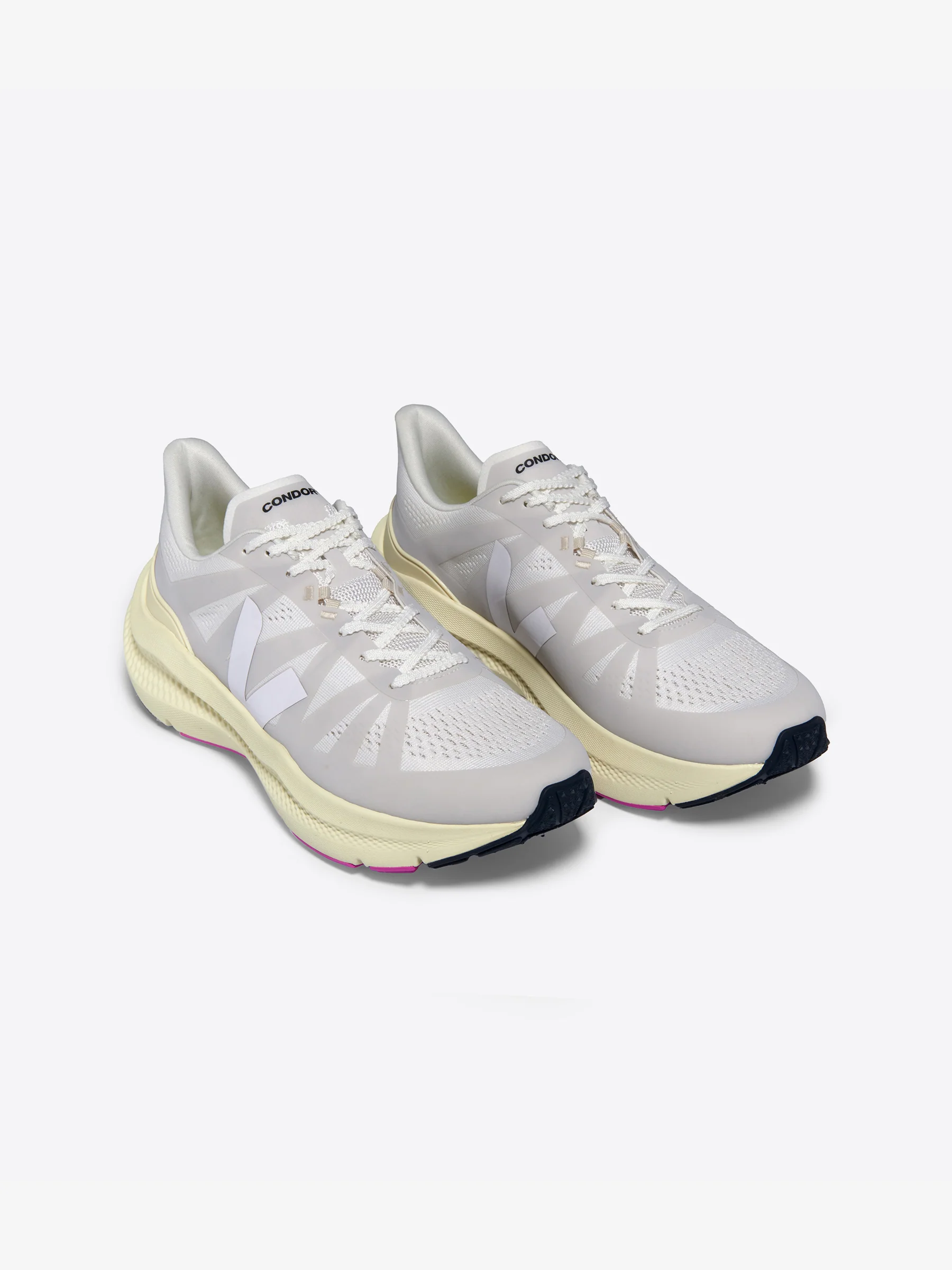 Condor 3 Engineered-Mesh Full White Sneaker
