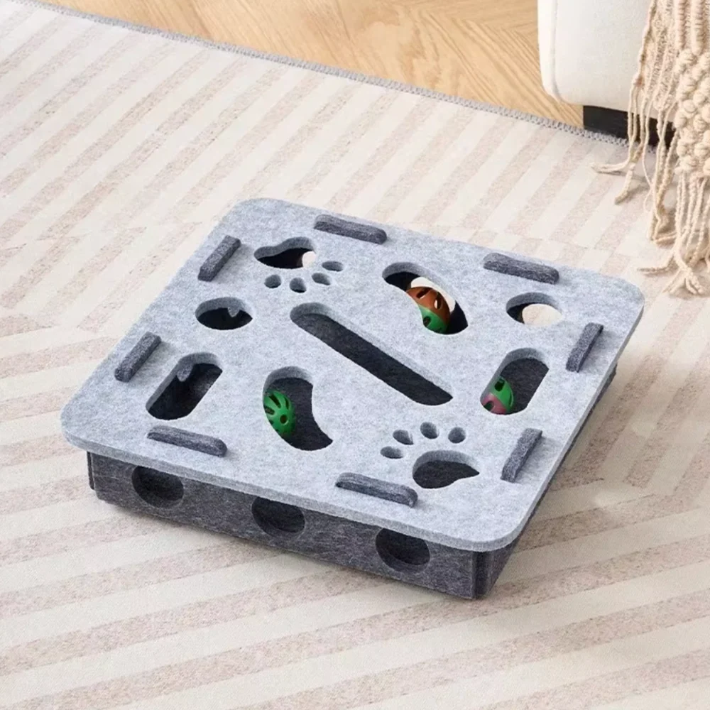 Cat Felt Teasing Box With Balls