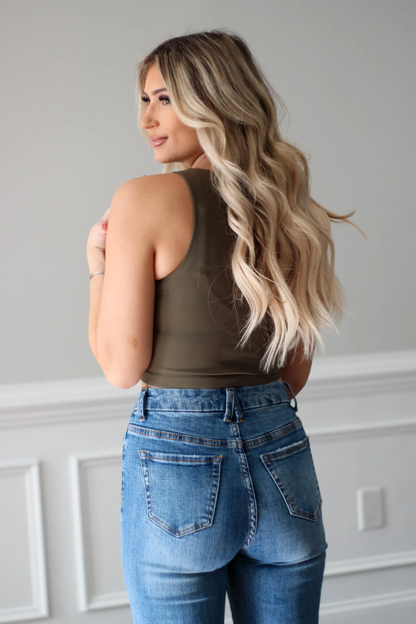 Seamless Ribbed Crew Neck Crop - Olive Green