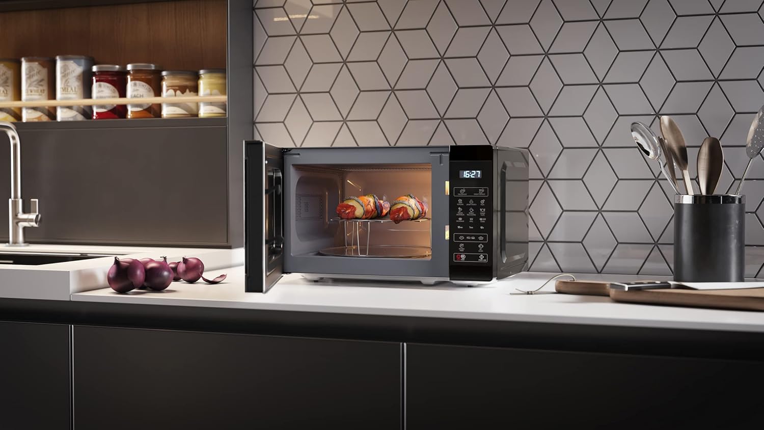 SHARP MG81ES Mikrowelle mit Grill (Mikrowelle: 900W, Grill: 1100W, 11 Leistungsstufen, Auftaufunktion, Abmessungen: 512x300x396cm, Emaille-Keramik-Garraum mit antibakteriellen Eigenschaften), silber