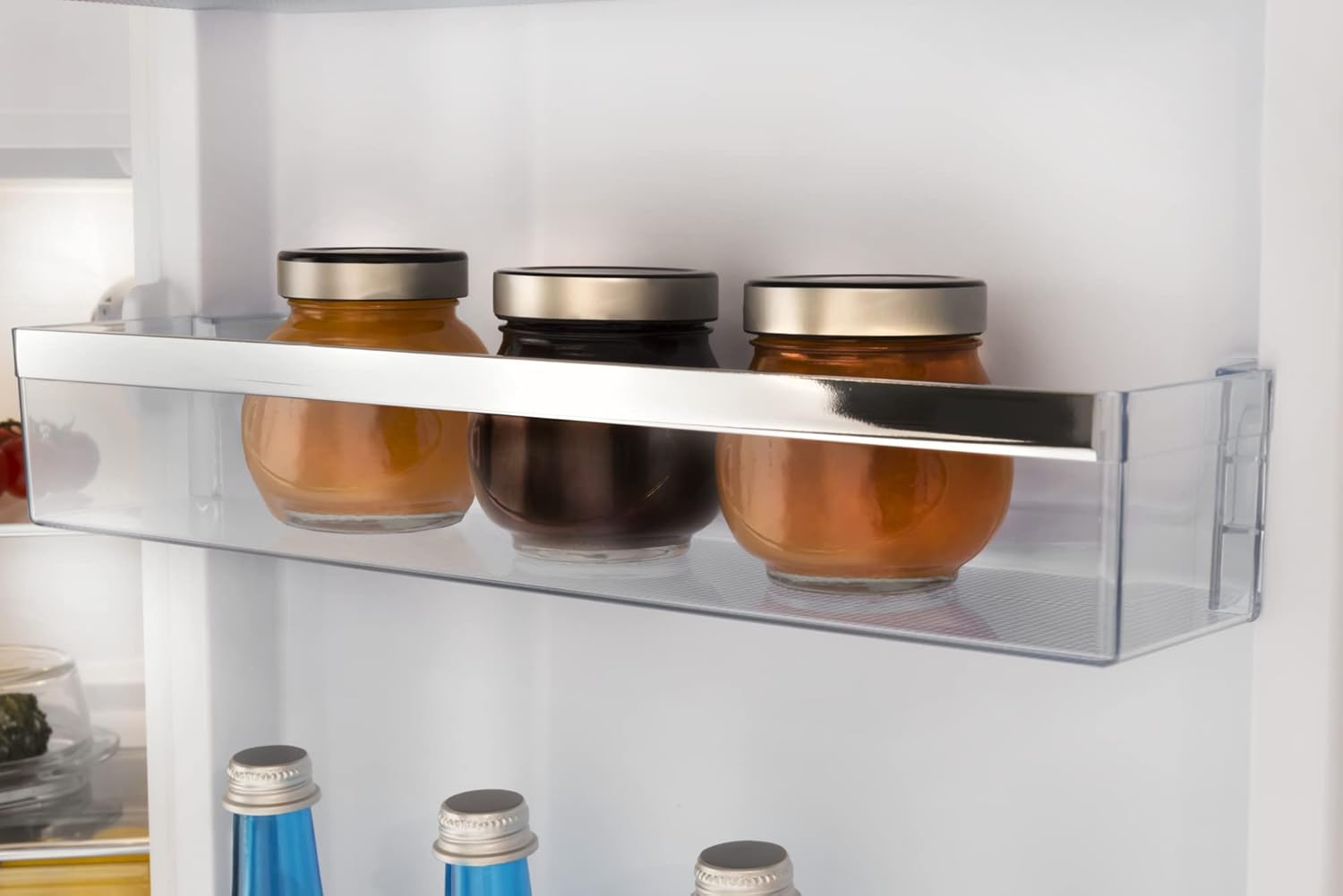 Amica KGC 15632 T Retro Kühl-/Gefrierkombination / Ice Blue (Türkis) / 144cm (H) x 55cm (B) x 62cm (T) / Retro-Design / Kühlschrank mit Gefrierfach