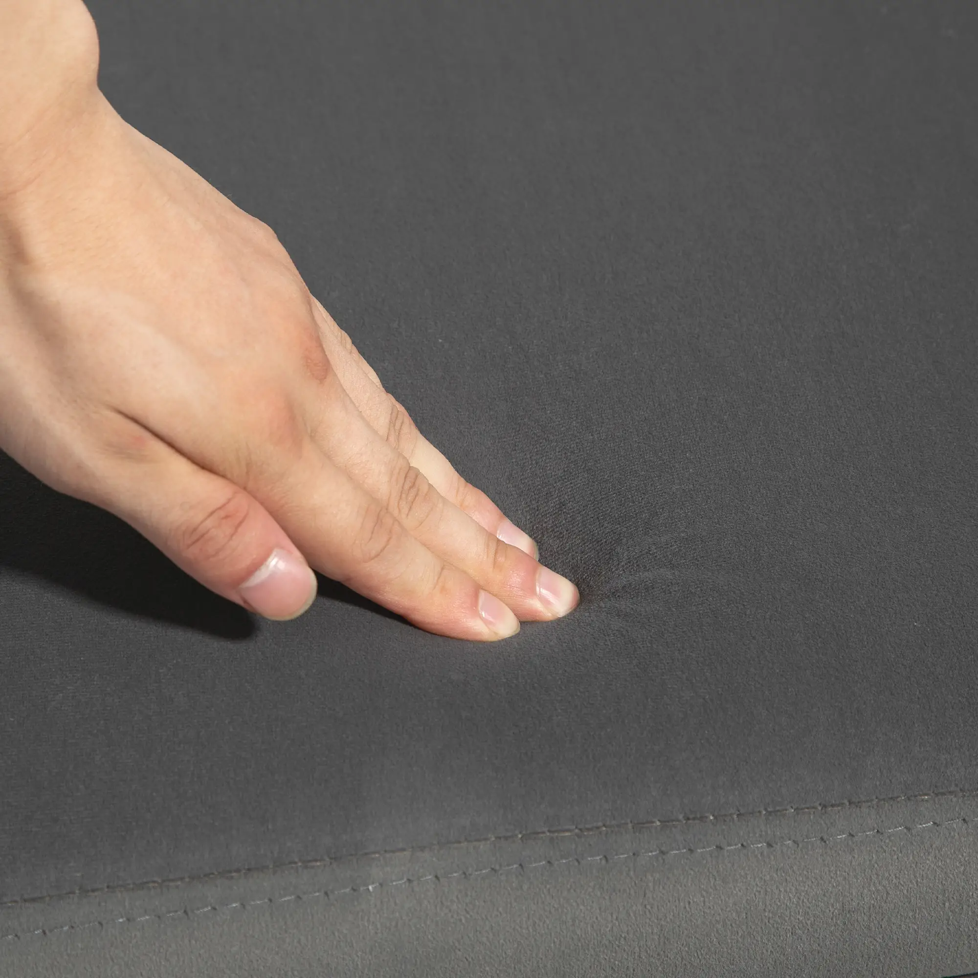 HOMCOM Sitzbank mit Stauraum & Armlehnen, Dunkelgrau