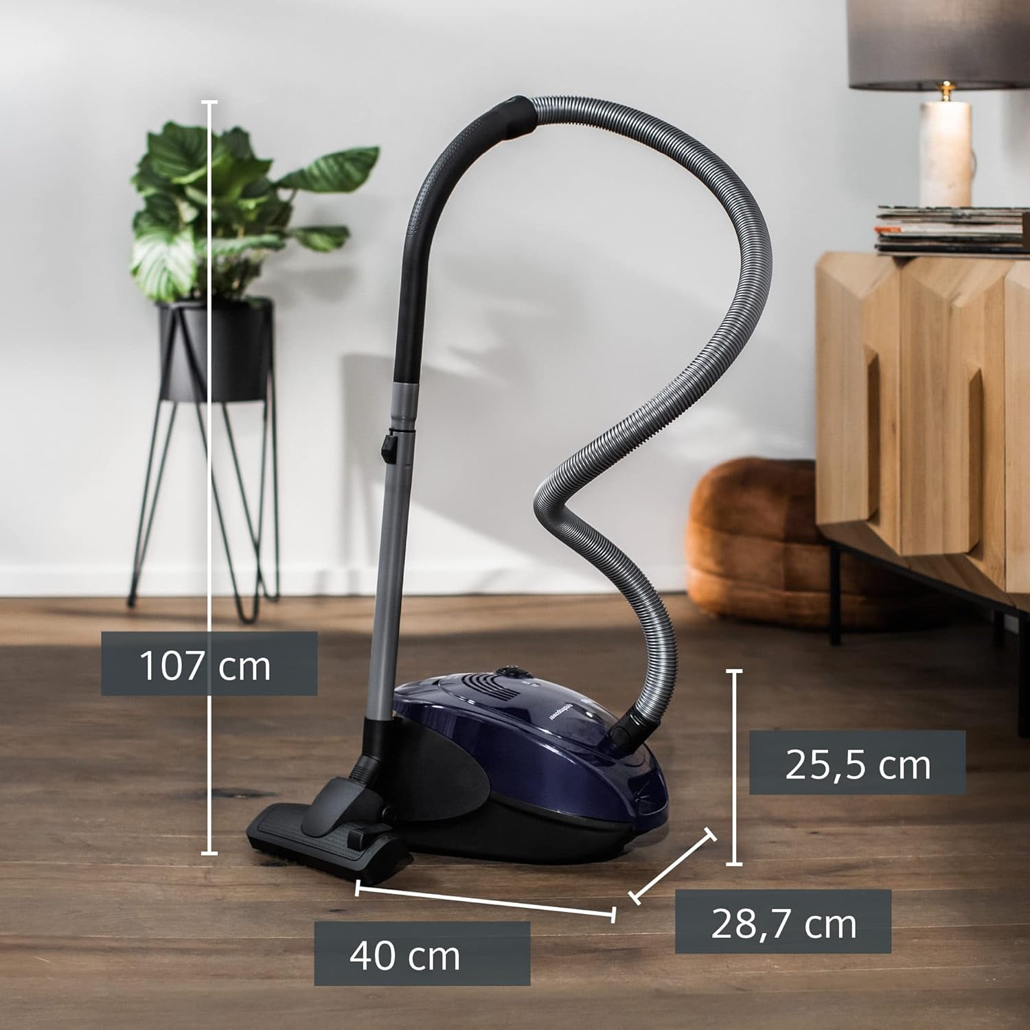 Siemens Staubsauger mit Beutel synchropower VS06A111, Bodenstaubsauger, Hygiene-Filter, Bodendüse für Hartboden und Teppich, starke Saugleistung, langes Kabel, Fugendüse, 600 W, blau