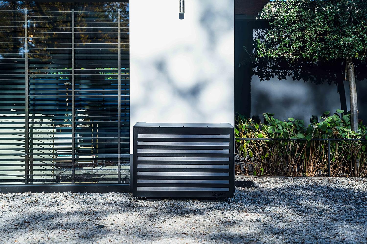 Qventi Abdeckung für Klimaanlage - Anthrazit/Grau - Aluminium - Schutzgitter - Verkleidung - Einfache Montage - Größe S - Außenmaße (LxBxH): 100 x 50 x 75 cm