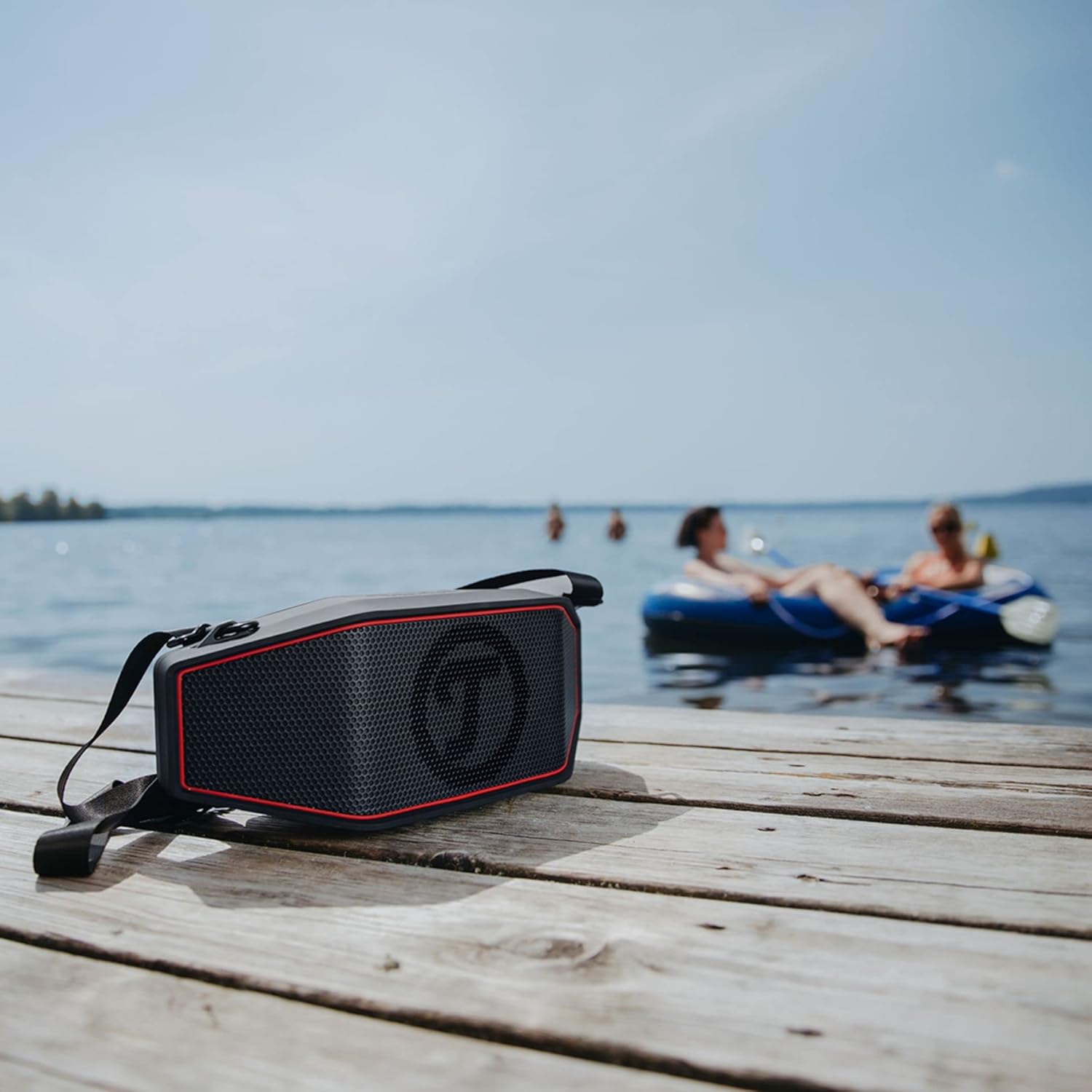 Teufel ROCKSTER Cross Tragbarer Bluetooth-Stereo-Speaker Lautsprecher Wireless Musik Akku bis zu 16 Stunden Strahlwassergeschützt nach IPX5 Schwarz