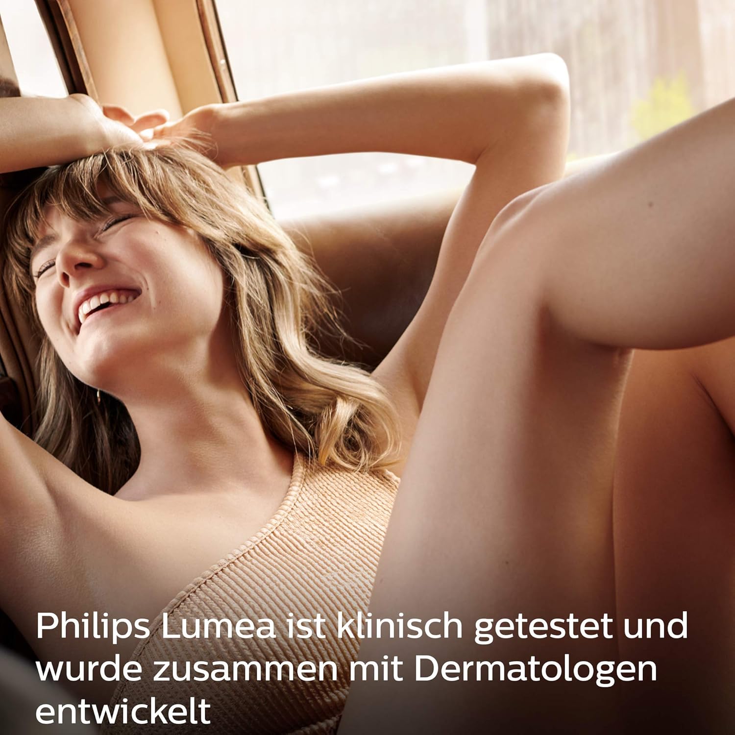 Philips Lumea IPL Haarentfernungsgerät 9000 Series – Haarentfernungsgerät mit SenseIQ Technologie, 4 Aufsätze für Körper, Gesicht, Bikinizone und Achselhöhlen, kabellos (Modell BRI957/00)