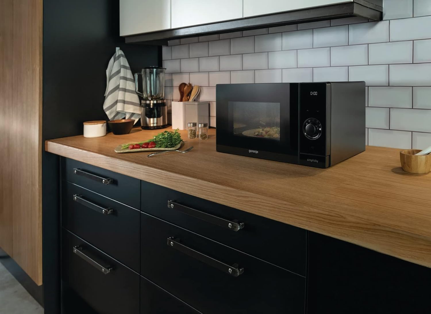 Gorenje MO 20 A3X Mikrowelle/ ChildLock/ AquaClean/ TouchControl/ SmartDisplay/Auftaufunktion/ 11 Automatikprogramme/ 5 Leistungsstufen/ 20l/ 800 W/ Edelstahl