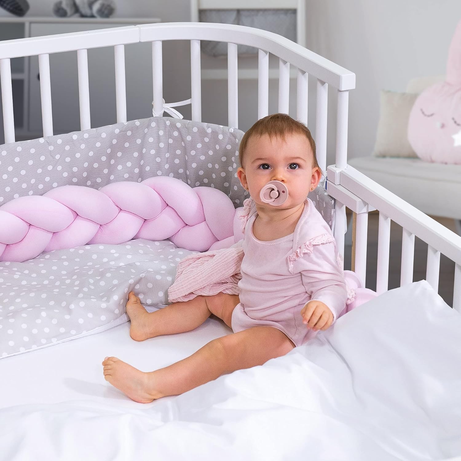 babybay Original Beistellbett aus massivem Buchenholz / kompakt & verwandelbar / Kinderbett Höhe stufenlos verstellbar & umweltfreundlich / mitwachsendes Babybett (weiß lackiert) / inkl. Matratze