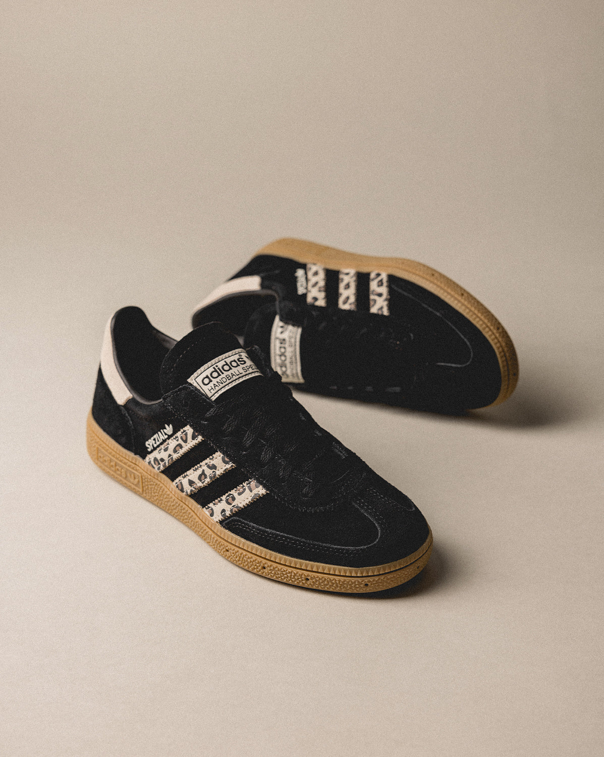 Drei Streifen Handball Spezial W