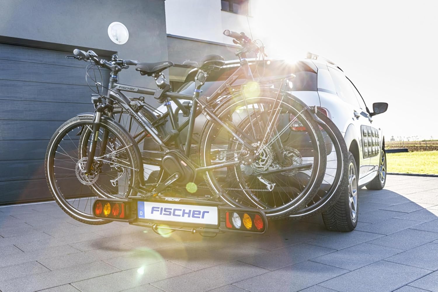 Fischer Kupplungs-Fahrradträger ProlineEvo 2, für 2 Fahrräder bis 60kg Nutzlast, E-Bike geeignet, vormontiert, abschließbar, faltbar