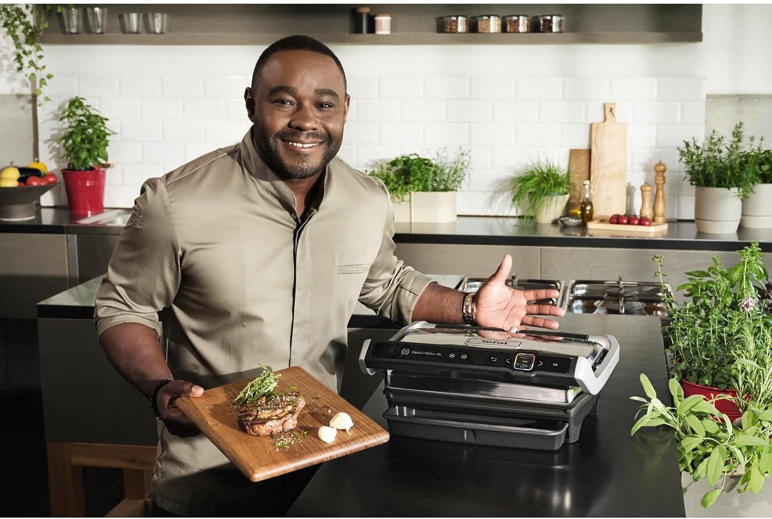 Tefal OptiGrill Elite XL Kontaktgrill, automatische Garzeitanpassung, perfekte Ergebnisse, 16 Programme, digitales Display mit Garstufenanzeige, abnehmbare XL-Platten, Elektrogrill, schwarz, GC760812