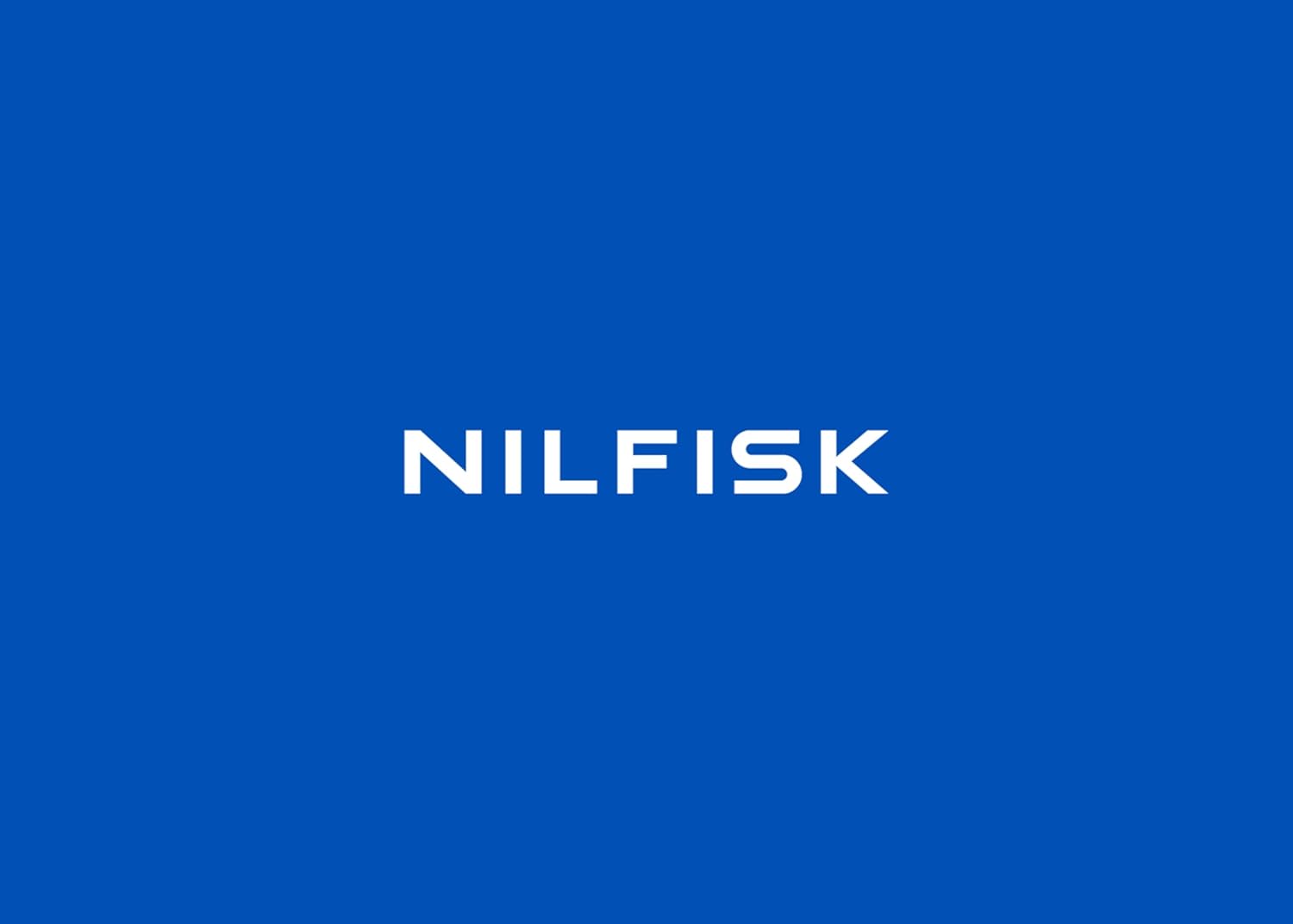 Nilfisk bar Hochdruckreiniger mit Induktionsmotor (inkl. Patio Cleaner Flächenreiniger und rotierende Bürste) E145.4-9 blau