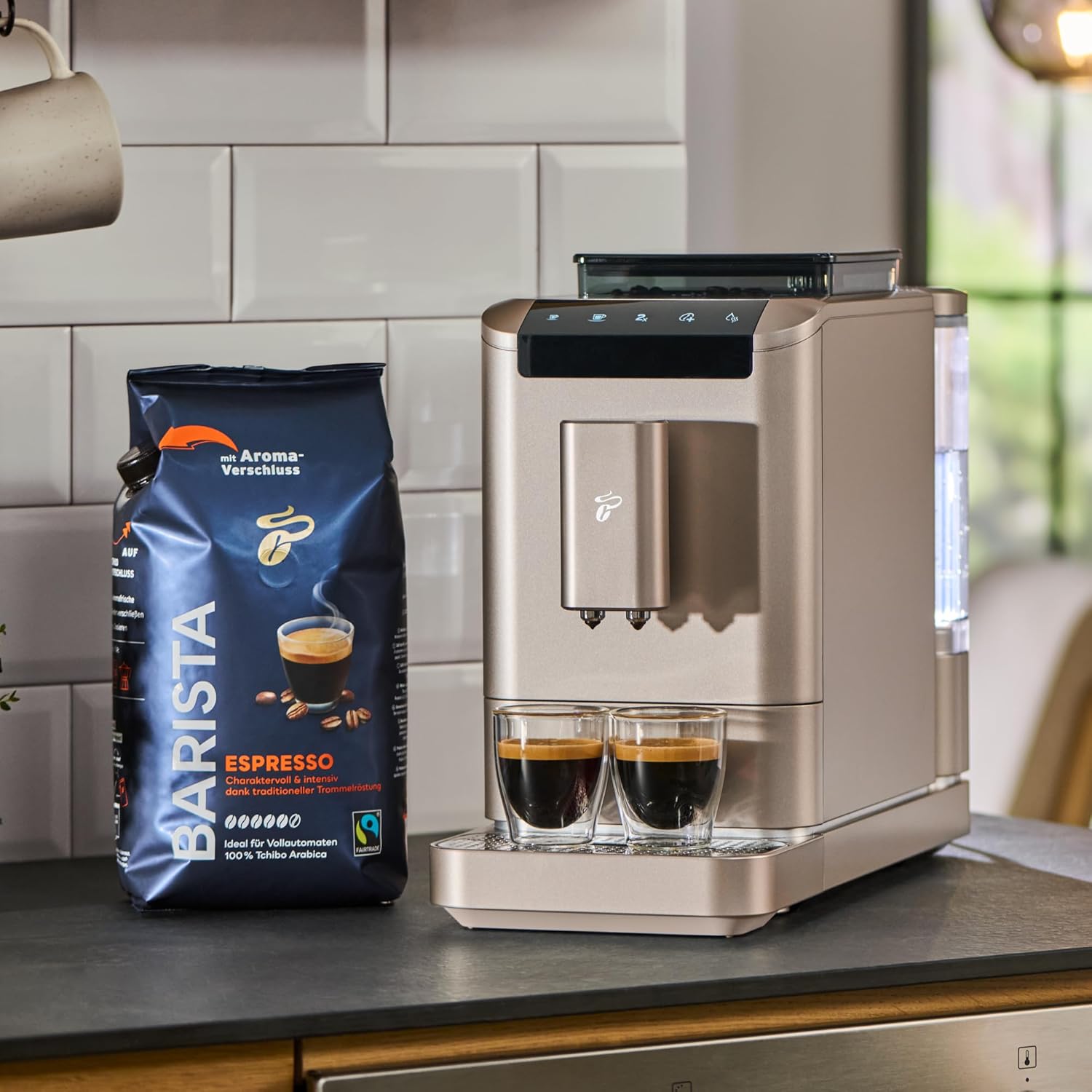 Tchibo Kaffeevollautomat Esperto2 Caffè mit 2-Tassen-Funktion für Caffè Crema und Espresso, Granite Black - INKLUSIVE Kaffeeprobierset GRATIS