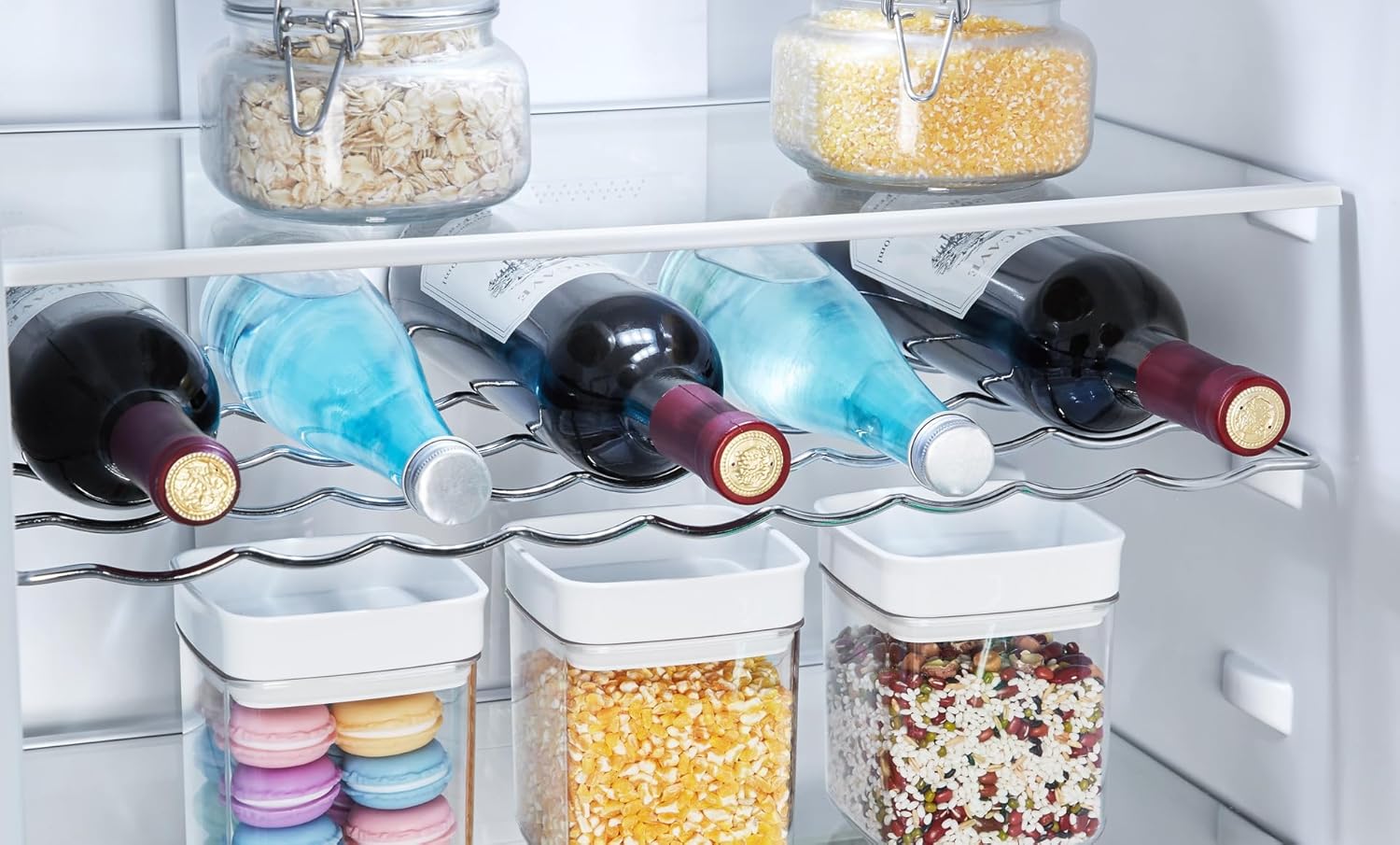 Hisense RB327N4AD2 Kühl-Gefrierkombination/ NoFrostPlus/ Multiflow 360°/ HolidayMode/ FreshZone/ 182,4 cm/ Kühlteil 171 l/ Gefrierteil 85 l/ 41 dB/ 287 kWh/ Jahr/ Edelstahl-Look