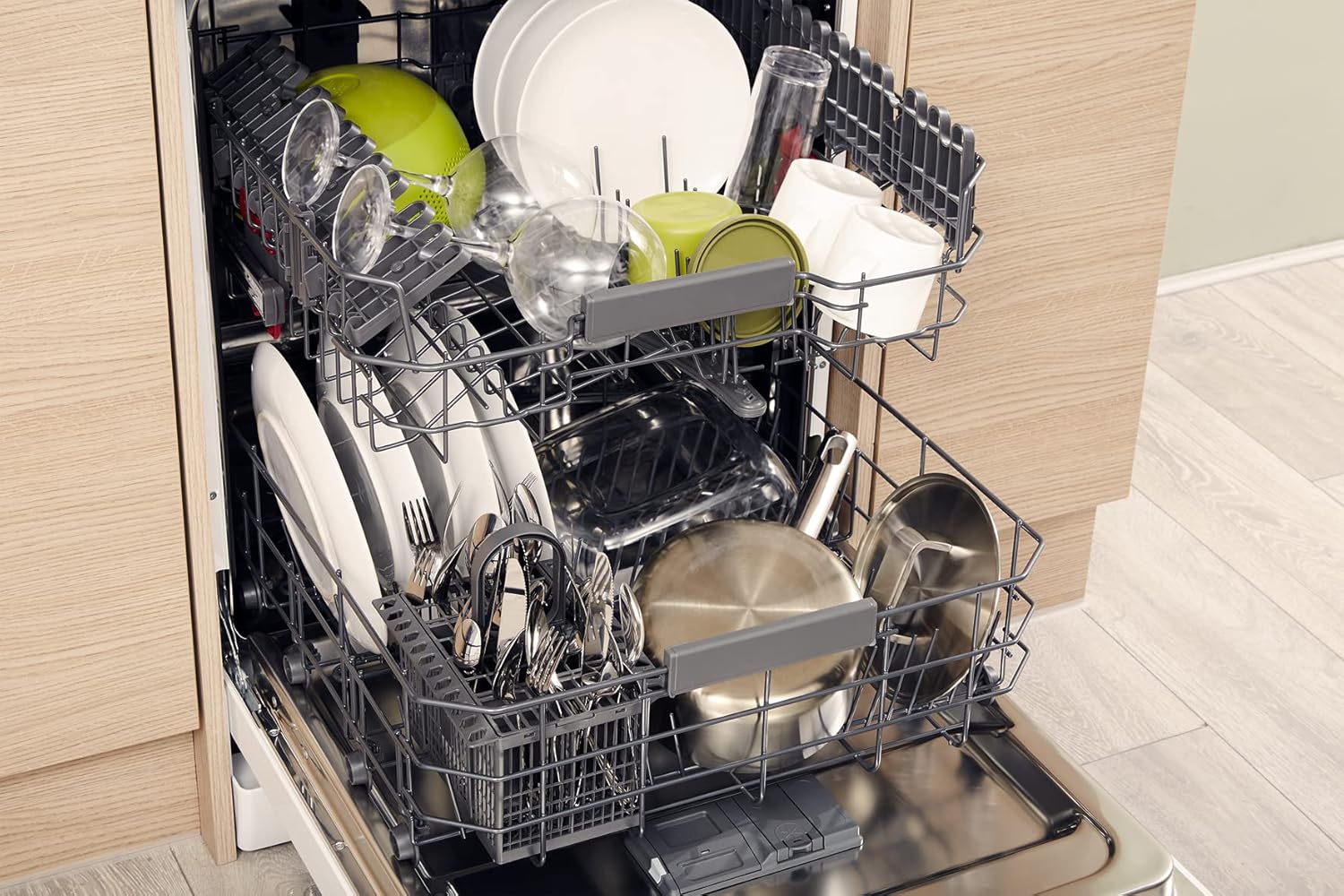 Bauknecht B2F HD624 A Freistehender Geschirrspüler/ 60 CM/ 14 Maßgedecke/Hygieneprogramm/Vollwasserschutz/Startzeitvorwahl