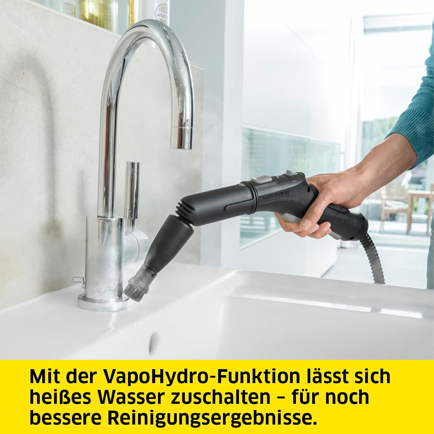 Krcher Dampfreiniger SC 5 EasyFix Iron Plug mit Heiwasser-Zuschaltung, Dampfdruck: 4,2 bar, Aufheizzeit: 3 min., Flche: ca. 150 m, Tank: 0,5 l + 1,5 l, Bodenreinigungsset EasyFix und Düsen