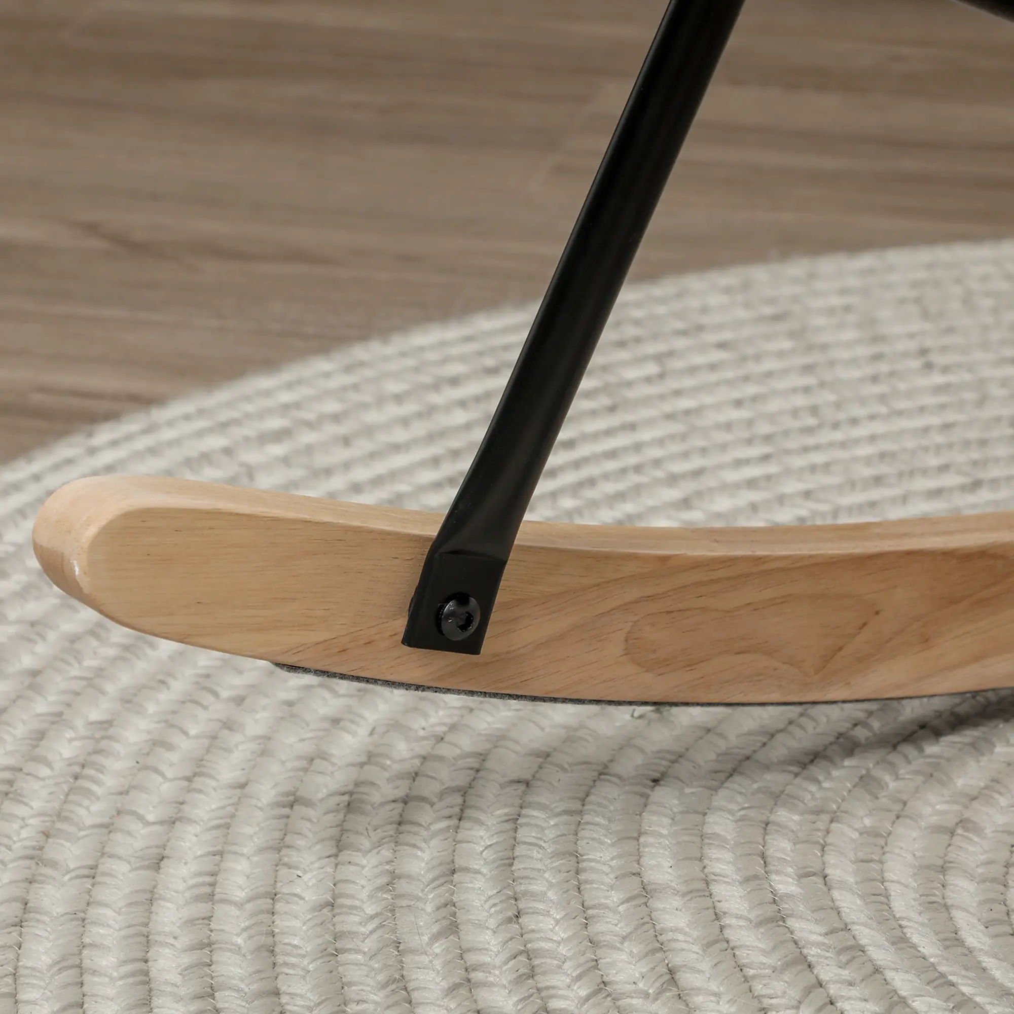 HOMCOM Schaukelstuhl mit Samtoptik & Holzkufen, Hellgrau