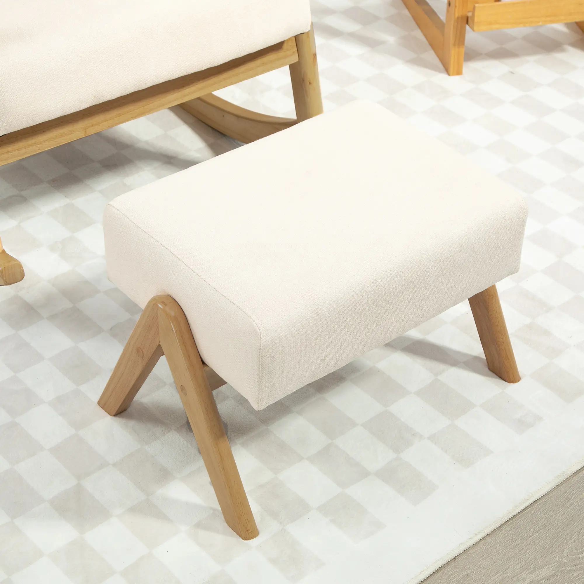 HOMCOM Schaukelstuhl mit Hocker entspannende Schwingbewegung cremeweiß