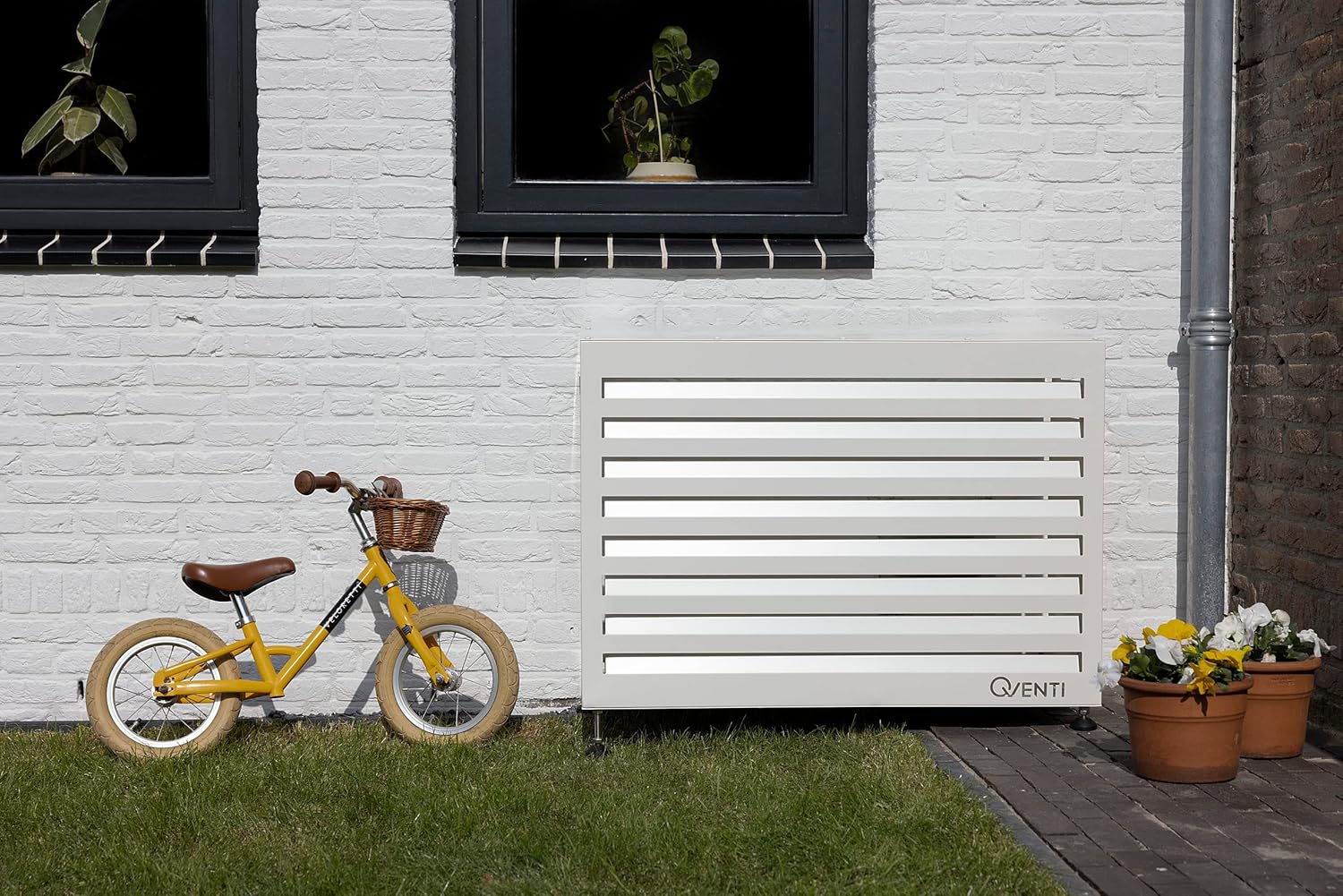 Qventi Abdeckung für Klimaanlage - Anthrazit/Grau - Aluminium - Schutzgitter - Verkleidung - Einfache Montage - Größe S - Außenmaße (LxBxH): 100 x 50 x 75 cm