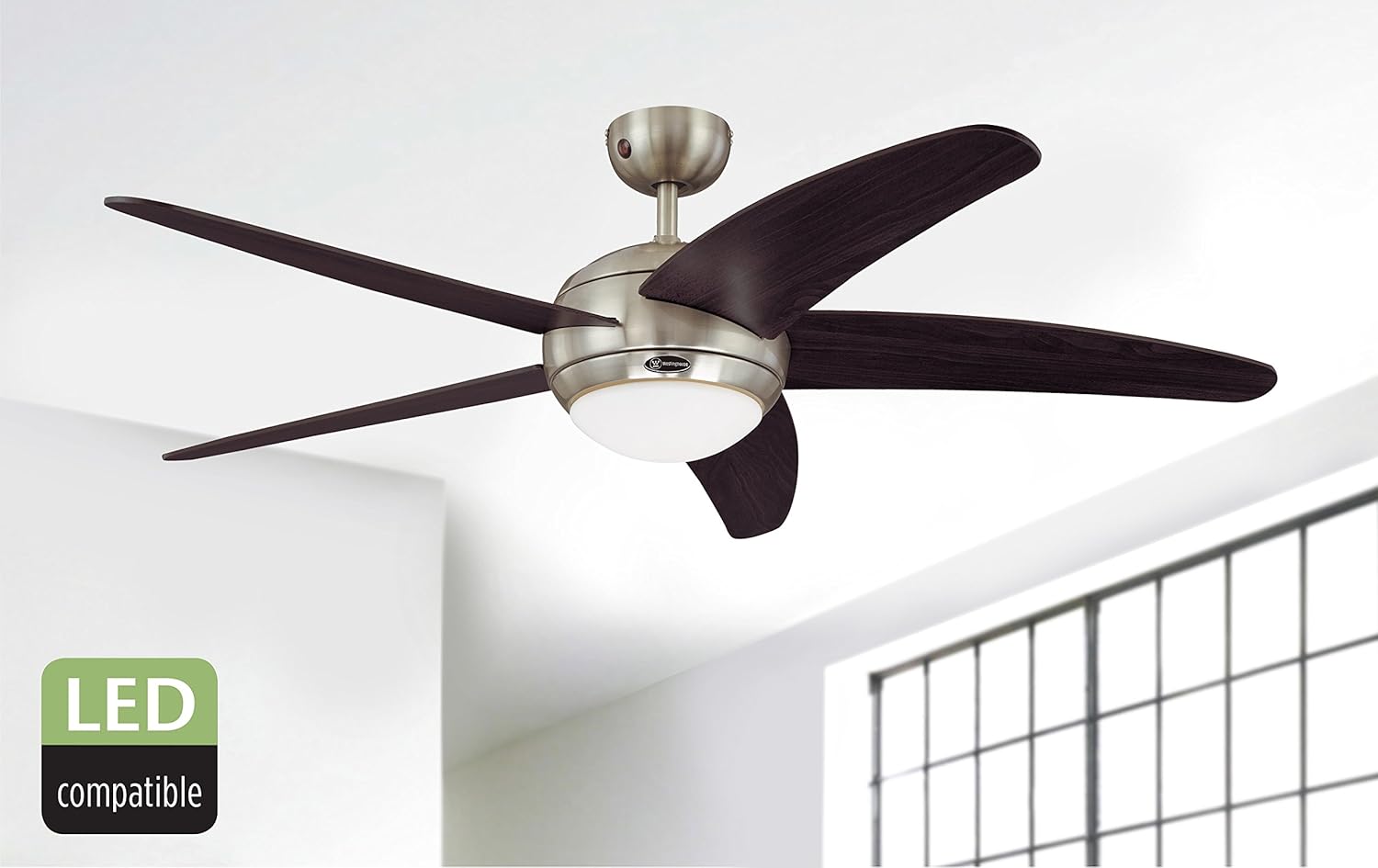 132 cm Deckenventilator Bendan 72220 mit Einzelleuchte und fünf Flügeln, Ausführung in seidenmattem Chrom mit Opalmilchglas