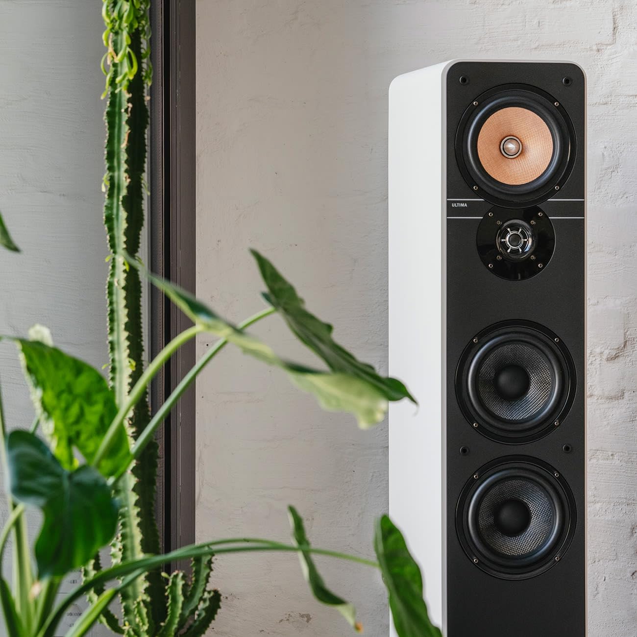 Teufel Ultima 40 Stereo Lautsprecher - HiFi Standlautsprecher Paar der Spitzenklasse, Phase-Plug Hochtöner, 3-Wege System, Doppelrohr-Bassreflex, Musik, Filmton, Games - schwarz