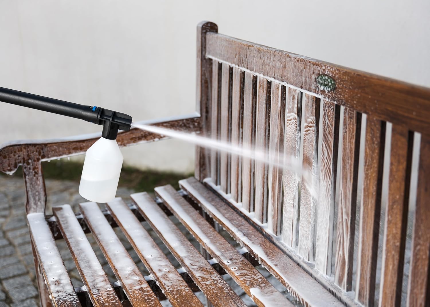 Nilfisk bar Hochdruckreiniger mit Induktionsmotor (inkl. Patio Cleaner Flächenreiniger und rotierende Bürste) E145.4-9 blau