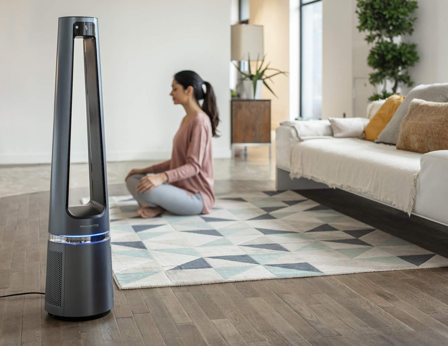 Rowenta QU5062 Eclipse 3in1 Luftreiniger | Heizlüfter | Ventilator | filtert 99,9% der Partikel | für 30 m2 Raumgre | schnelle Heizung bis zu 35°C | automatischer Tag- und Nachtmodus | Schwarz/Grau