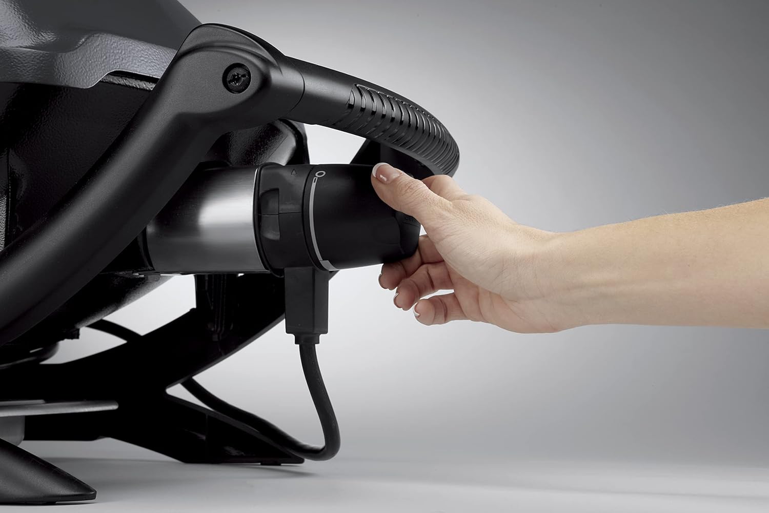 Weber Q2400 Elekrogrill mit Stand + Seitentischen, 54 x 39cm Grillfäche, portable, 2-geteilter porzellanemaillierter Guss-Grillrost, Aluminiumguss Deckel & Gehäuse - Dark Grey (55020879)