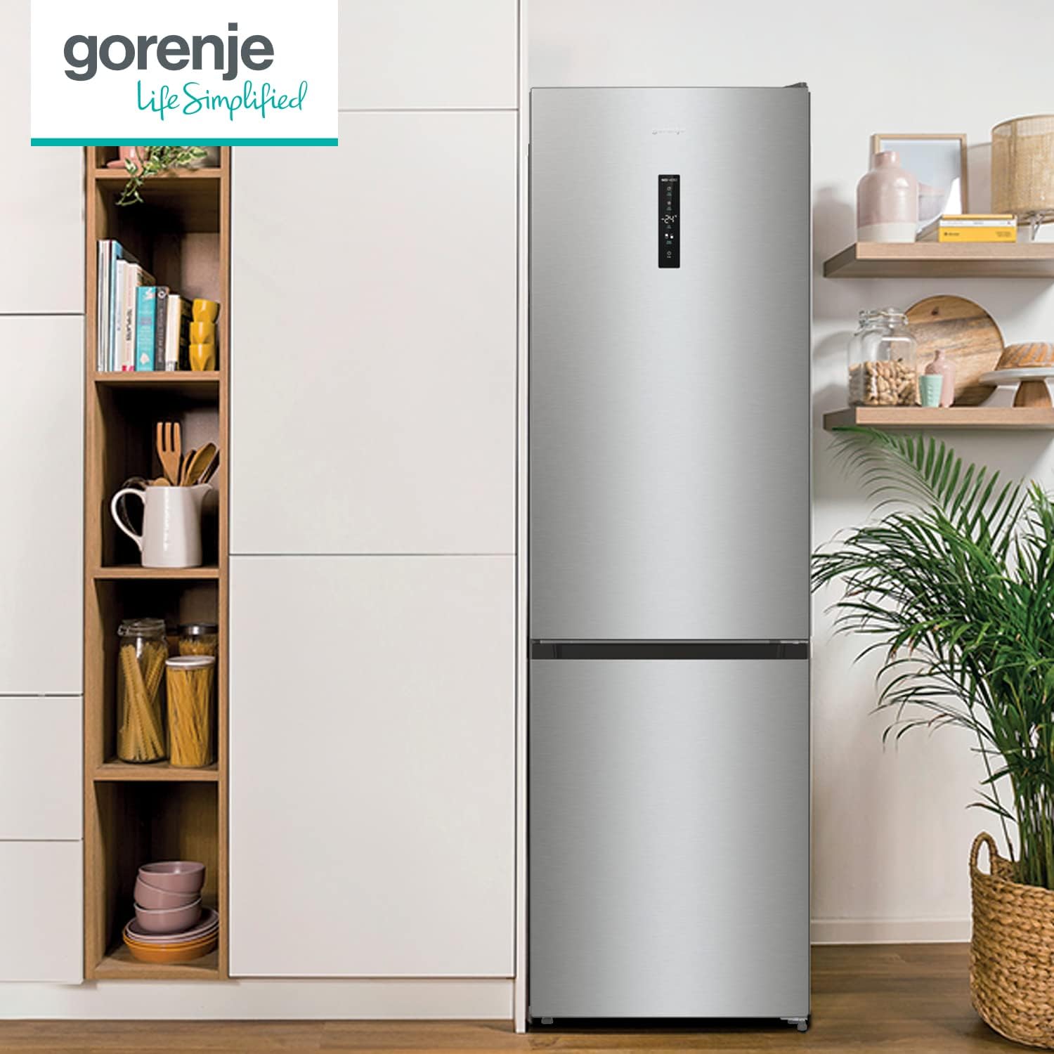 Gorenje N 619EAXL4 Kühl-Gefrier-Kombination/ LED Display/ 186 cm/ 300 l/ NoFrostPLus/ Gemüsefach mit Feuchteregler/ FastFreeze/ edelstahl