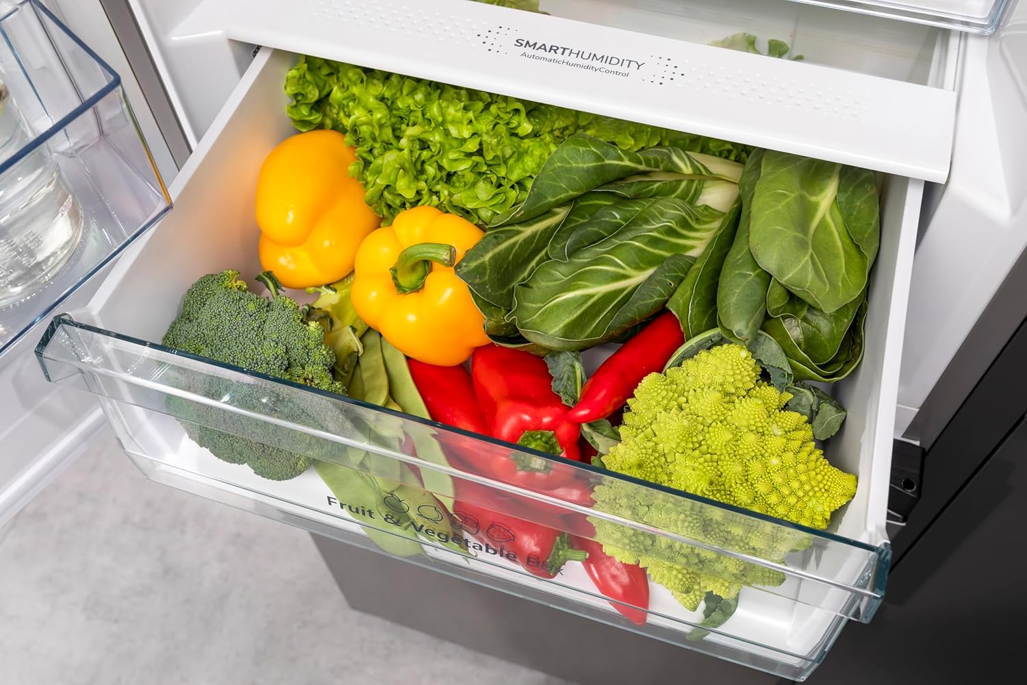 Hisense RB327N4AD2 Kühl-Gefrierkombination/ NoFrostPlus/ Multiflow 360°/ HolidayMode/ FreshZone/ 182,4 cm/ Kühlteil 171 l/ Gefrierteil 85 l/ 41 dB/ 287 kWh/ Jahr/ Edelstahl-Look