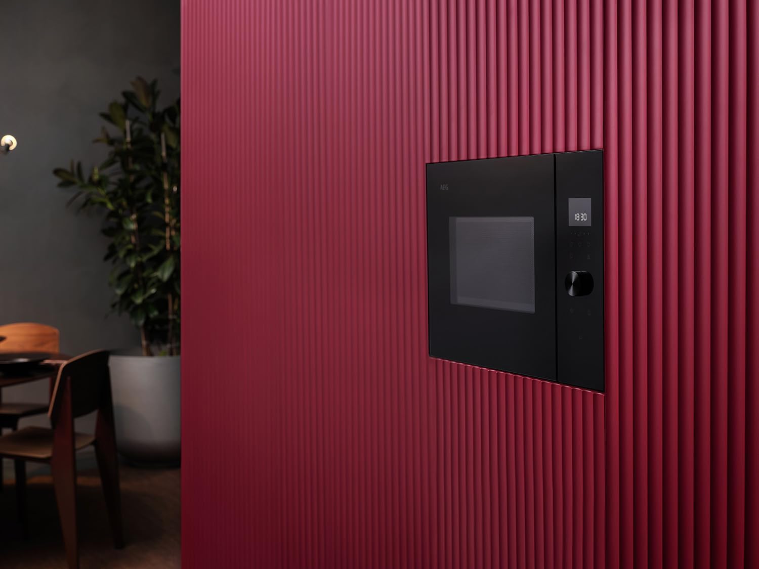 AEG Einbau-Mikrowelle Serie 6000 mit Steam Set - 60 cm - 17 L Garraum - Touch-Bedienung - Display mit Uhr - Auftau-Funktion - Drehteller Ø 272 mm - Schwarz - TB6SM171DB