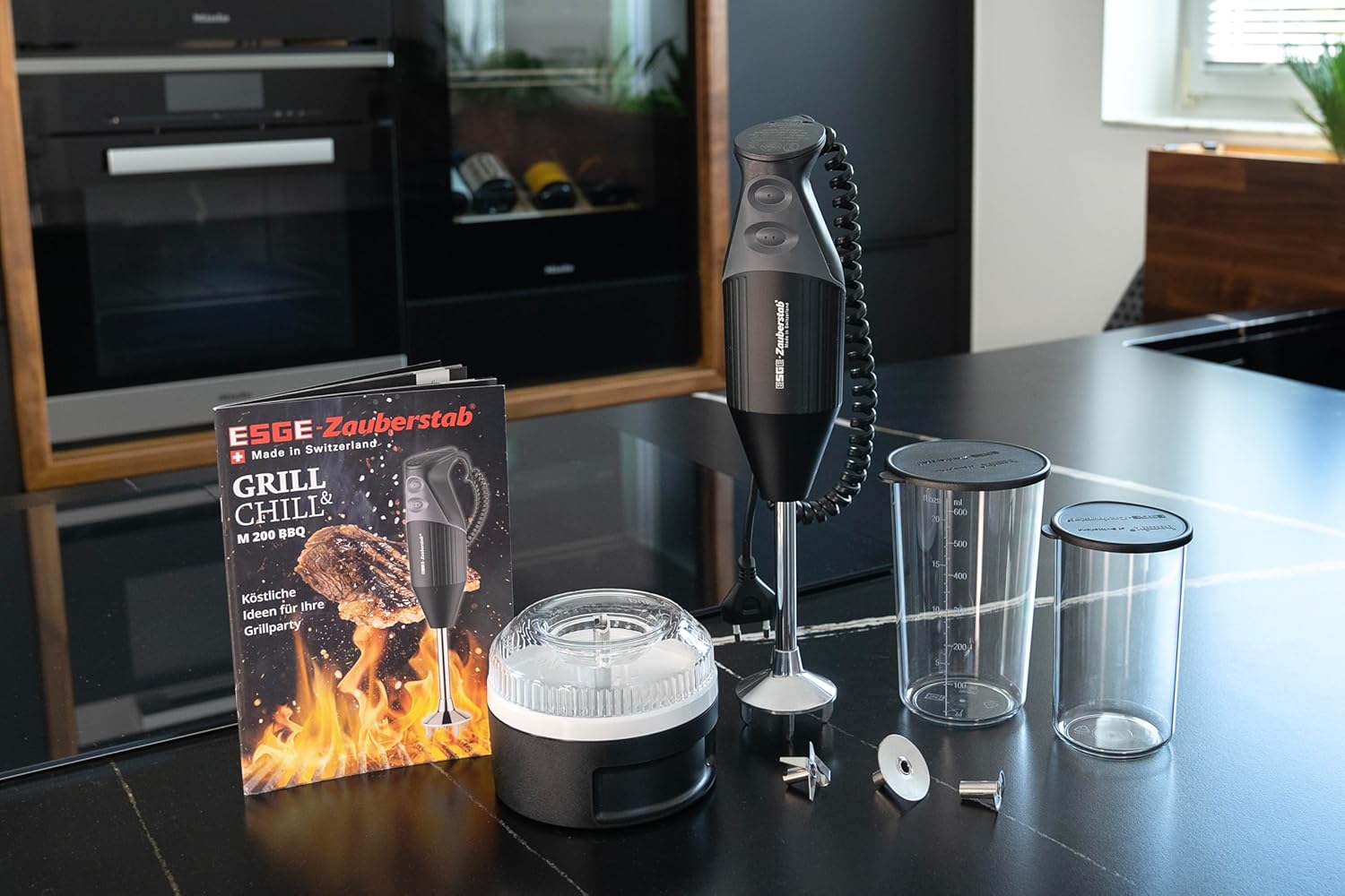 ESGE Zauberstab M 200 BBQ 98215 Stabmixer schwarz, Pürierstab, Handmixer, Profi, inkl. Zubehör, bis zu 17.000 U/Min, 200 Watt, Ergonomisches Griffdesign, Twinschalter, Aufsteckzentrierung, AC-Motor