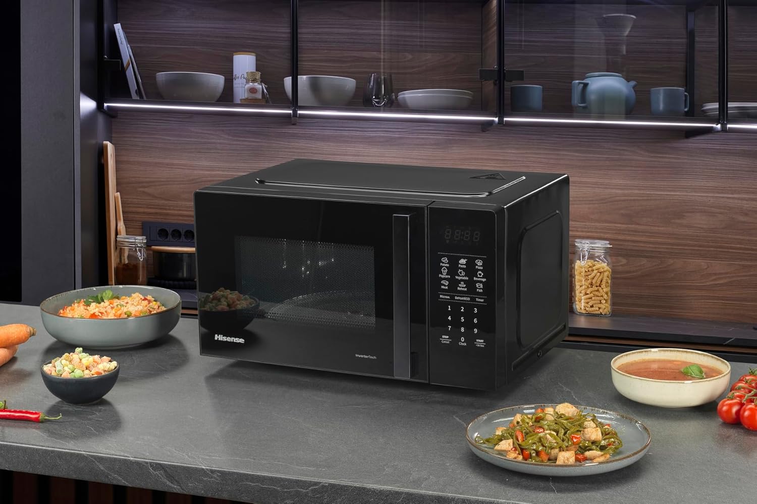 Hisense Elektronische Mikrowelle, Fassungsvermögen 23 l, Leistung 800 W, Grillleistung 1000 W, LED-Display mit Touch-Steuerung, Schwarz