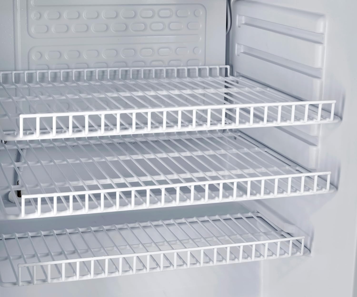 METRO Professional Mini-Kühlschrank GPC1088, 88 L, 1.052 kWh/24h, 3 Edelstahl-Drahtböden, schwarz