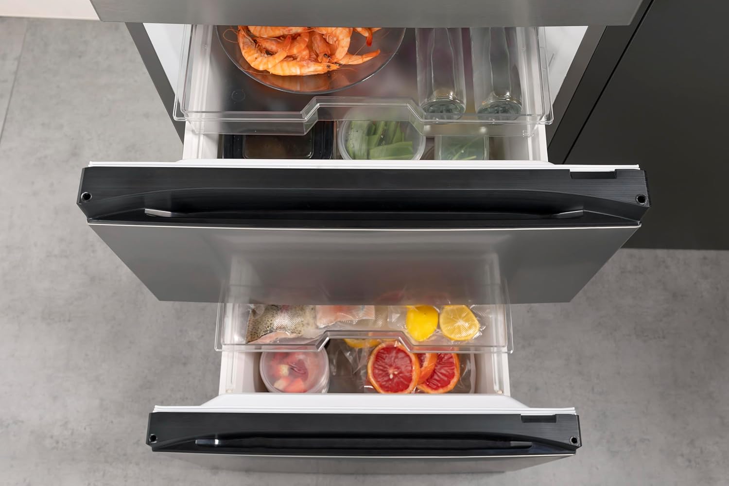 Hisense RB327N4AD2 Kühl-Gefrierkombination/ NoFrostPlus/ Multiflow 360°/ HolidayMode/ FreshZone/ 182,4 cm/ Kühlteil 171 l/ Gefrierteil 85 l/ 41 dB/ 287 kWh/ Jahr/ Edelstahl-Look