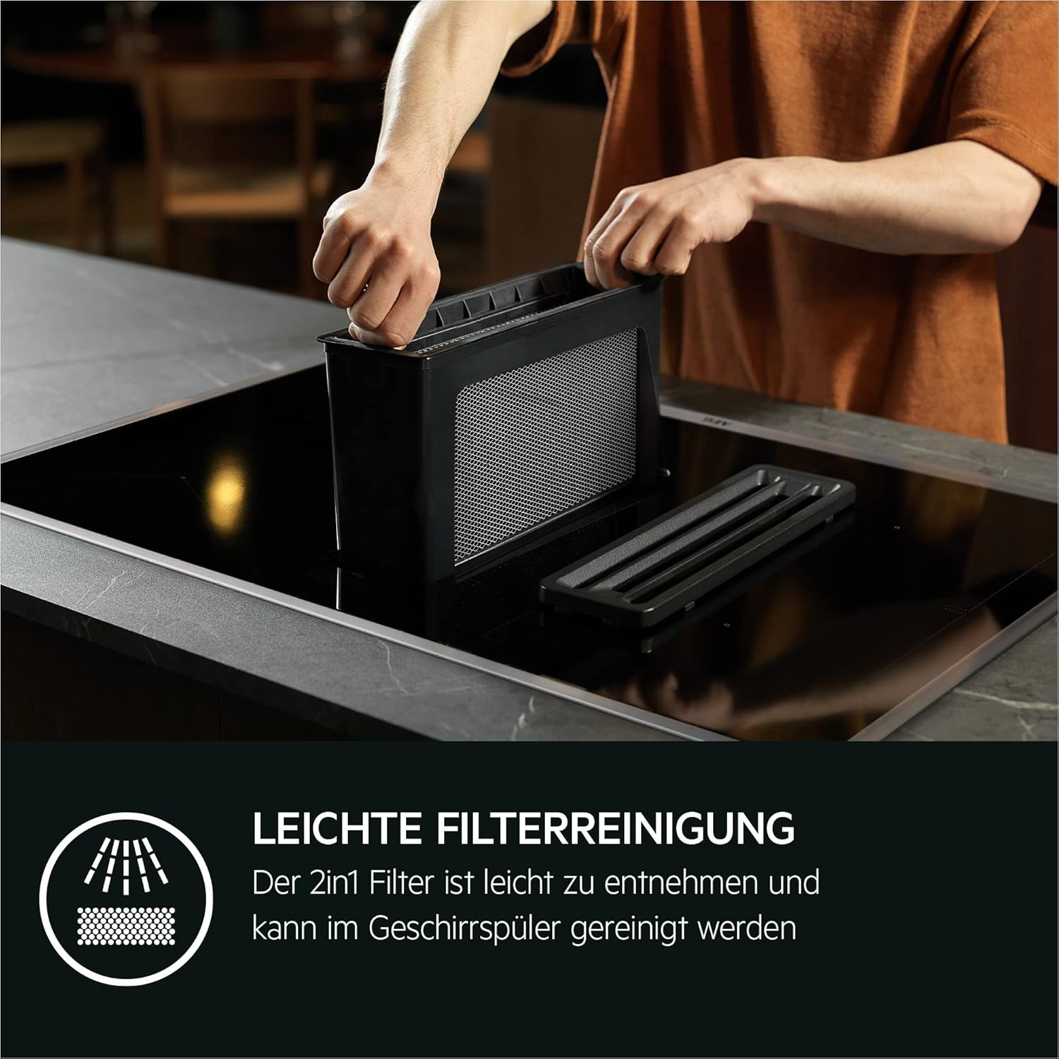 AEG IKE84441XB Autarkes Kochfeld / Herdplatte mit Touchscreen, Topferkennung & Hob²Hood-Funktion / Induktionskochplatte / 4 Kochzonen / Edelstahlrahmen / 80 cm Schwarz