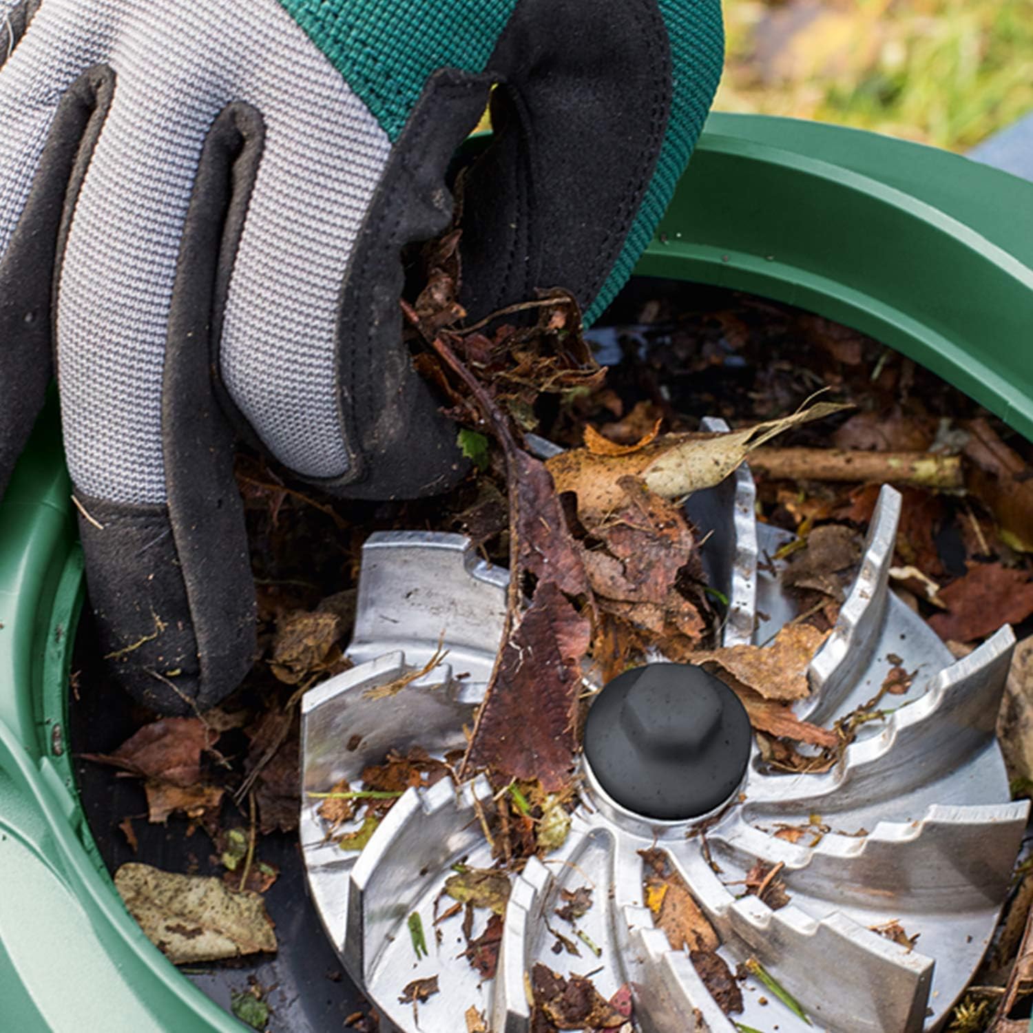 Bosch elektrischer Laubsauger/Laubblser UniversalGardenTidy 3000 (3000 W, Fangsack 50 l, stufenlose Drehzahleinstellung, zum Blasen, Saugen und Hckseln von Laub, in Kartonverpackung)