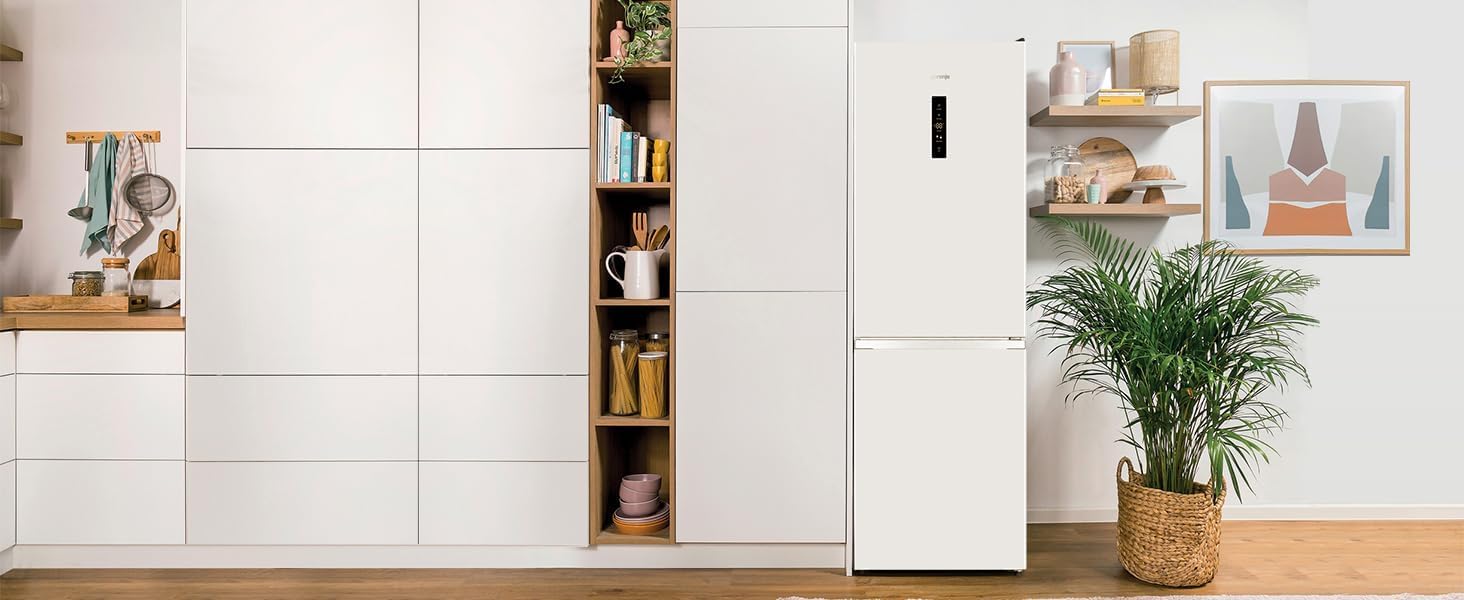 Gorenje N 619EAXL4 Kühl-Gefrier-Kombination/ LED Display/ 186 cm/ 300 l/ NoFrostPLus/ Gemüsefach mit Feuchteregler/ FastFreeze/ edelstahl