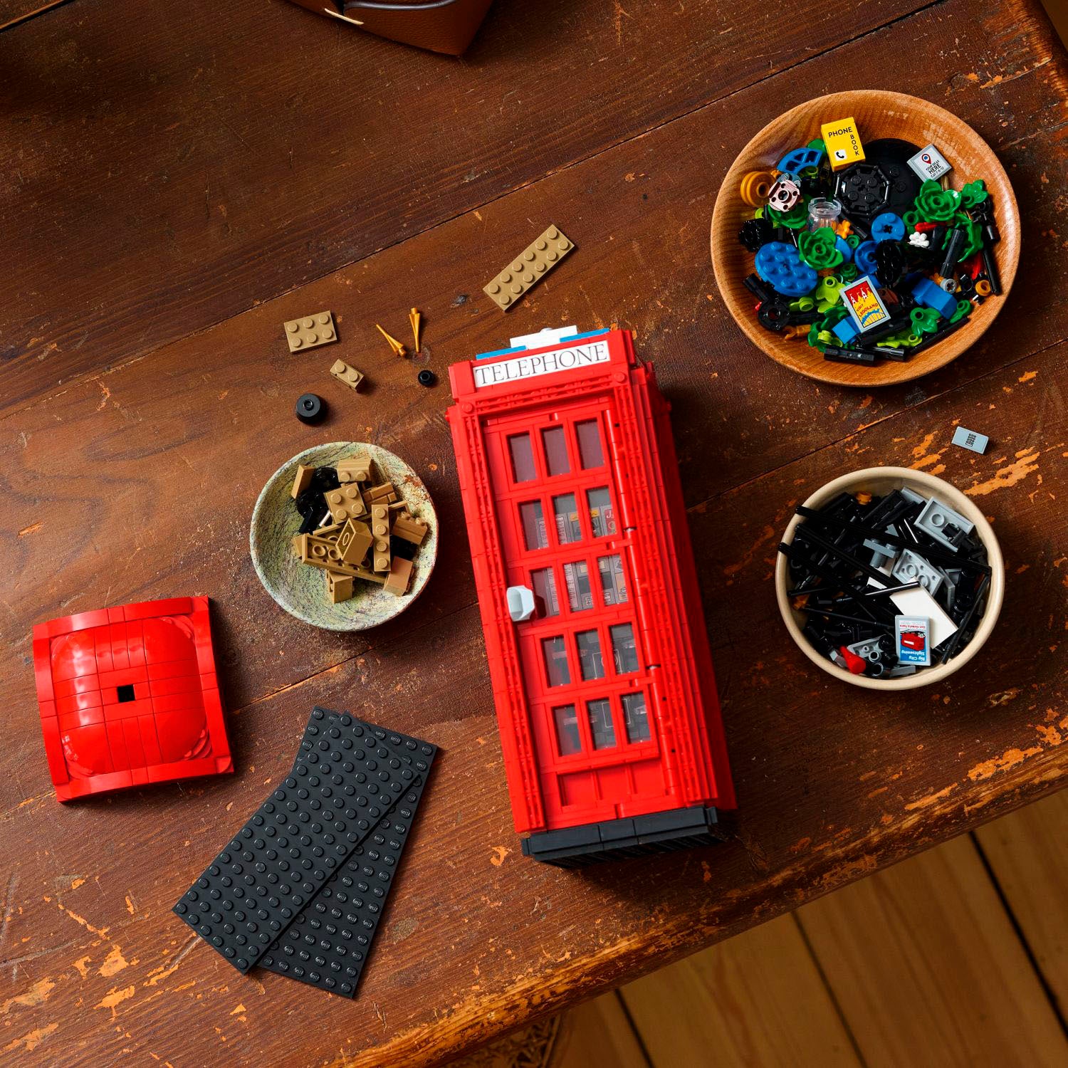 LEGO Ideas Red London Telephone Box Gift Idea for Travelers 21347