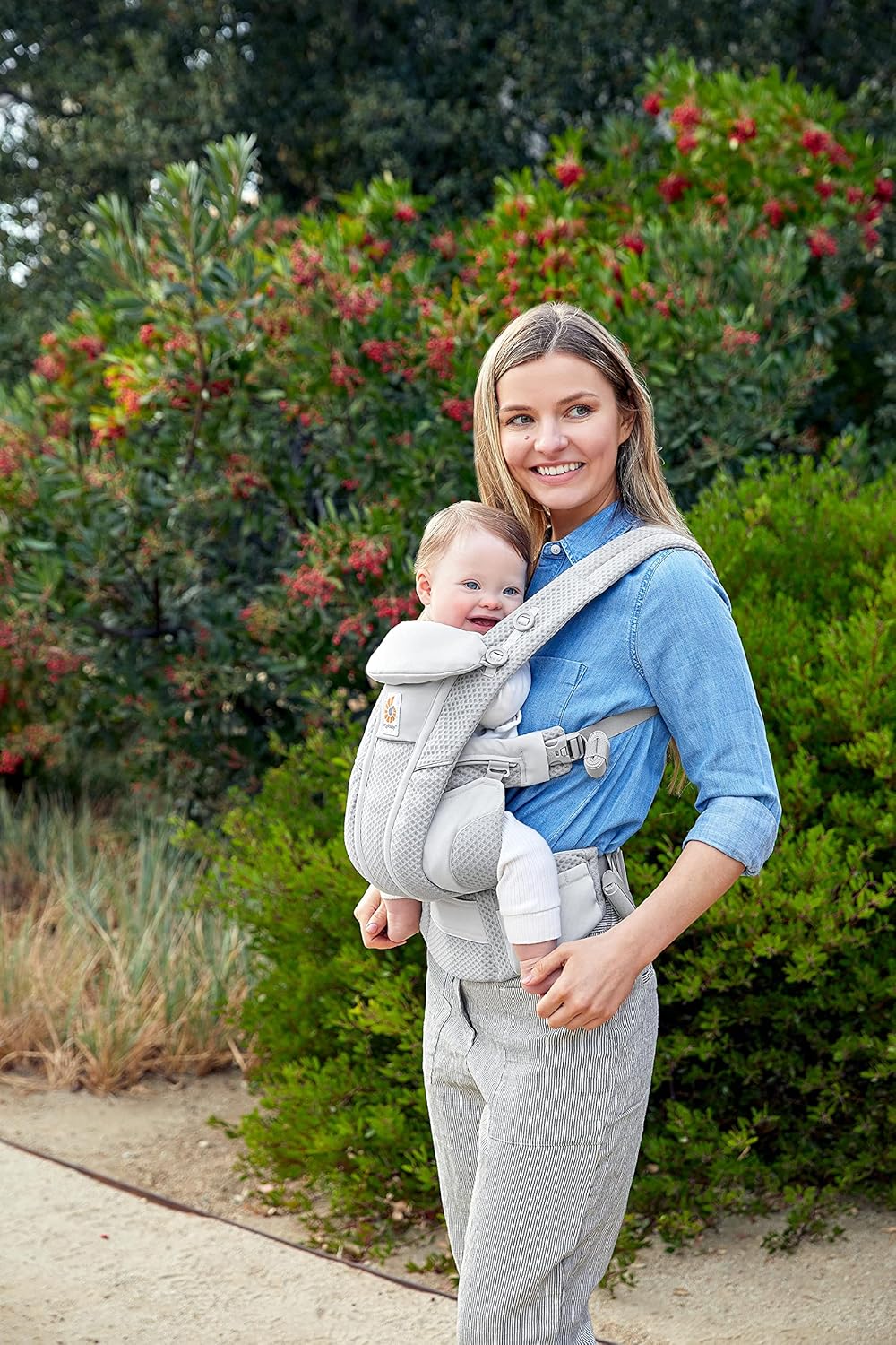 Ergobaby Omni Breeze Nosidełko dla noworodków od urodzenia do 20 kg, 4 pozycje SoftFlex Mesh Ergonomiczne nosidełko dla niemowląt Nosidełko do noszenia na plecach, Graphite Grey
