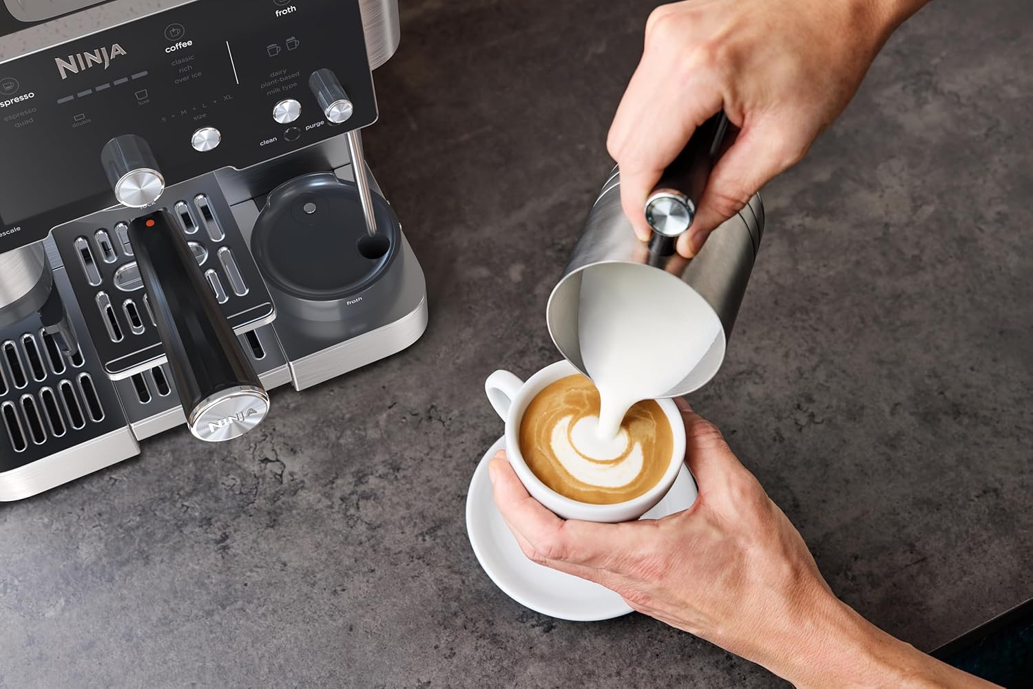 Ninja Luxe Premier Ekspres do kawy 3 w 1, latte, cappuccino, cold brew, espresso, wbudowany młynek i spieniacz do mleka, łatwy w obsłudze, 4 automatyczne ustawienia spieniania, srebrny, ES601EU