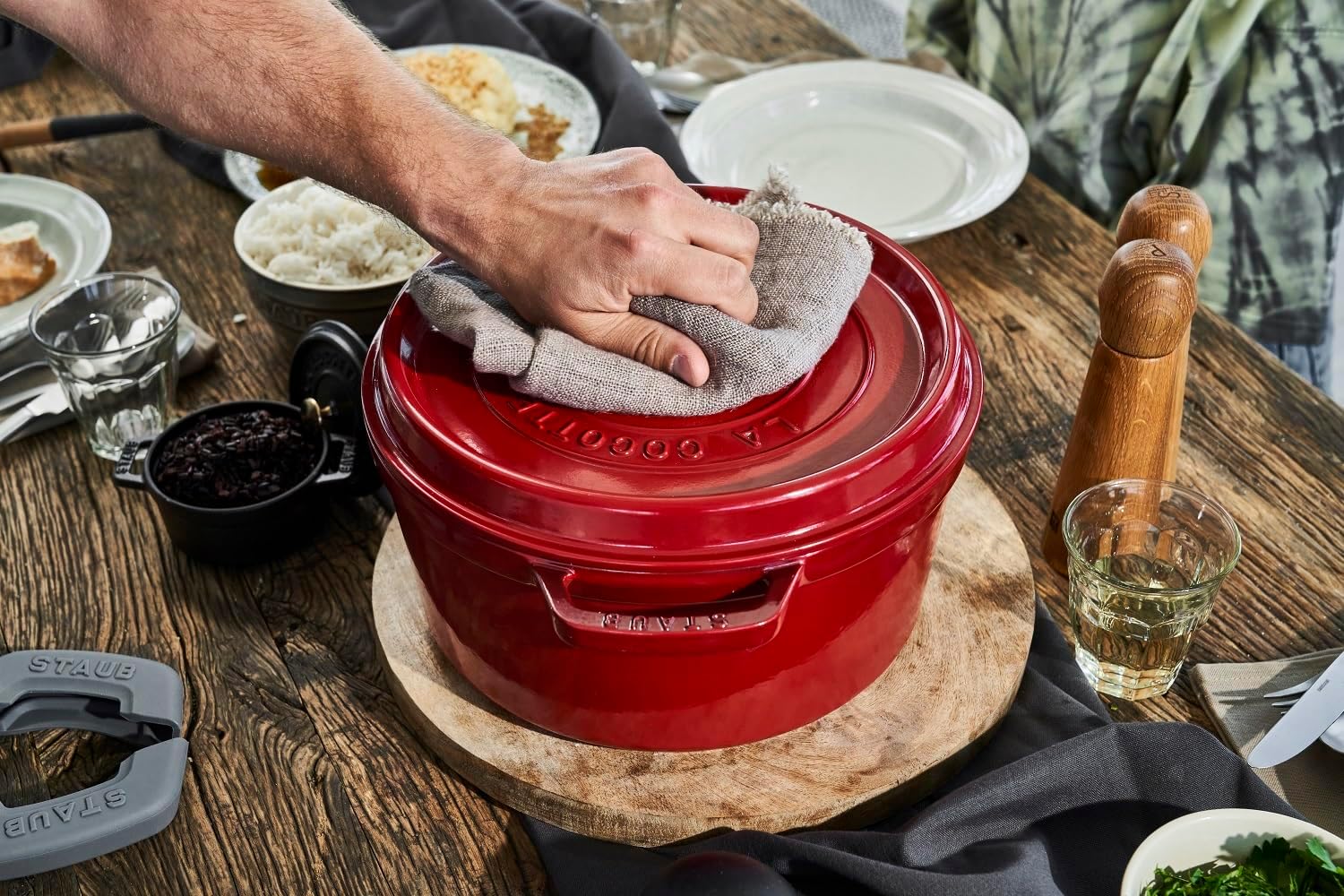 STAUB Garnek żeliwny, okrągły 28 cm, 6,7 L, Czarny